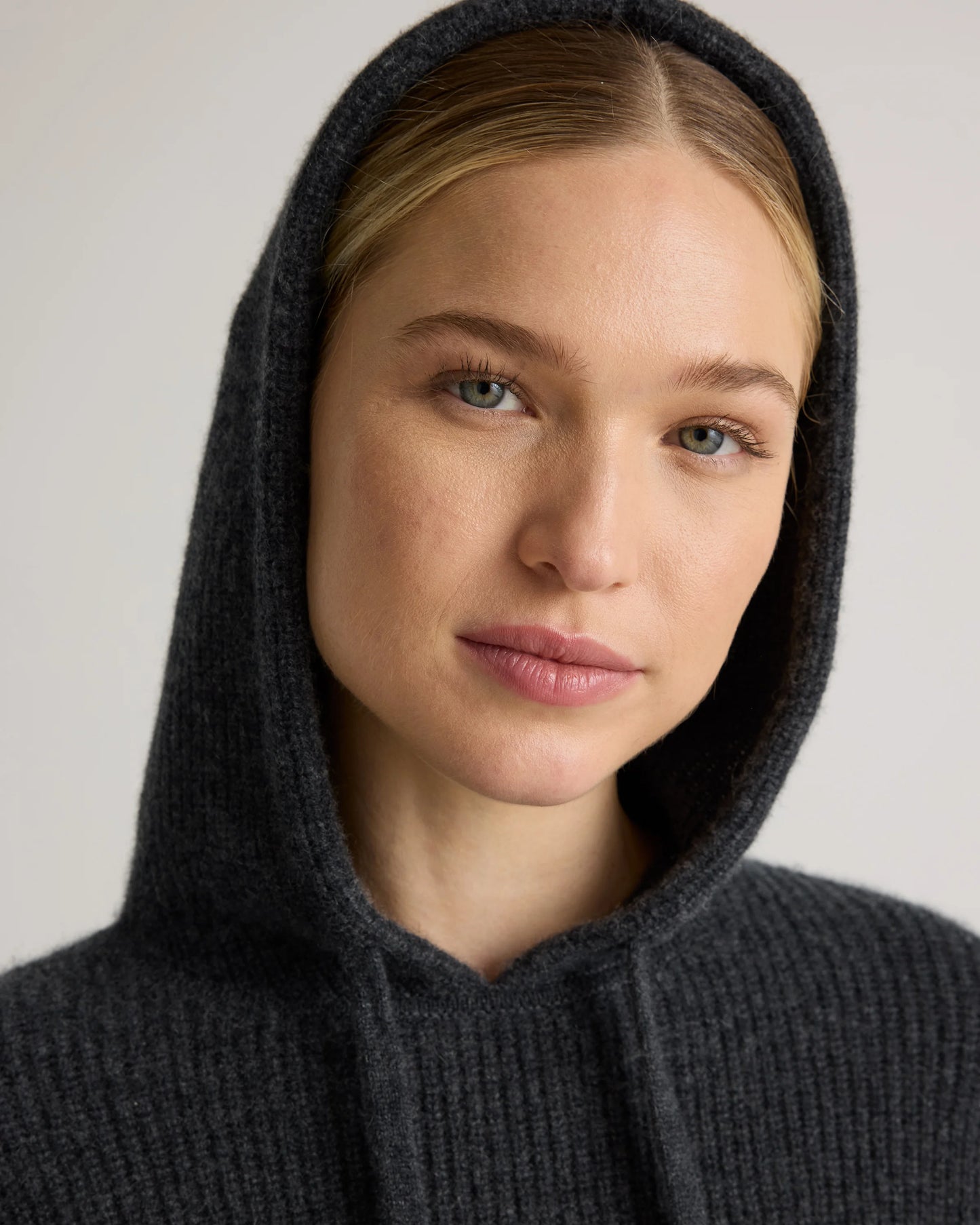 Mongolian Cashmere Fisherman Pullover Hoodie - XS / Heather Grey