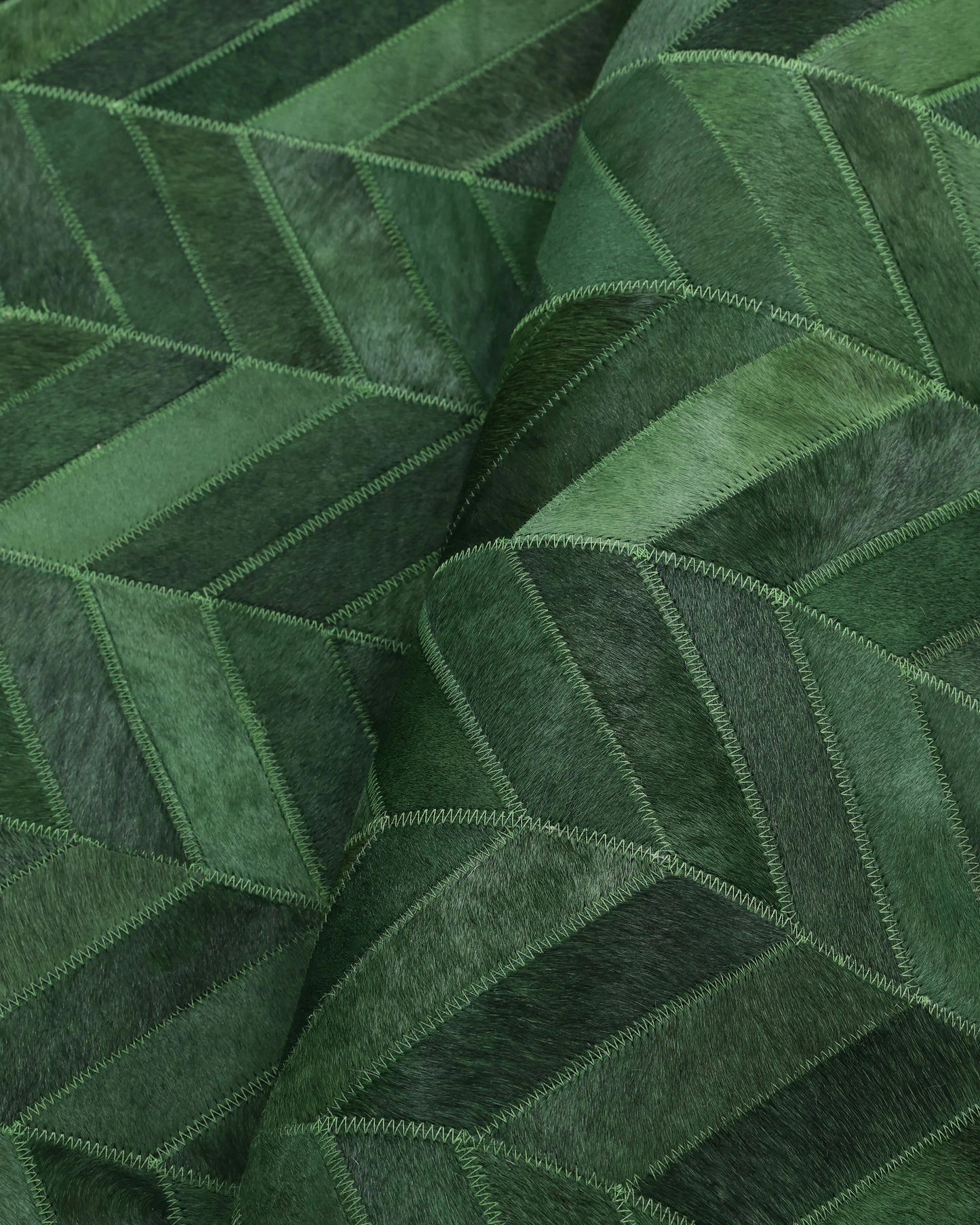 Jones Hide Rug - 5' x 8' / Green