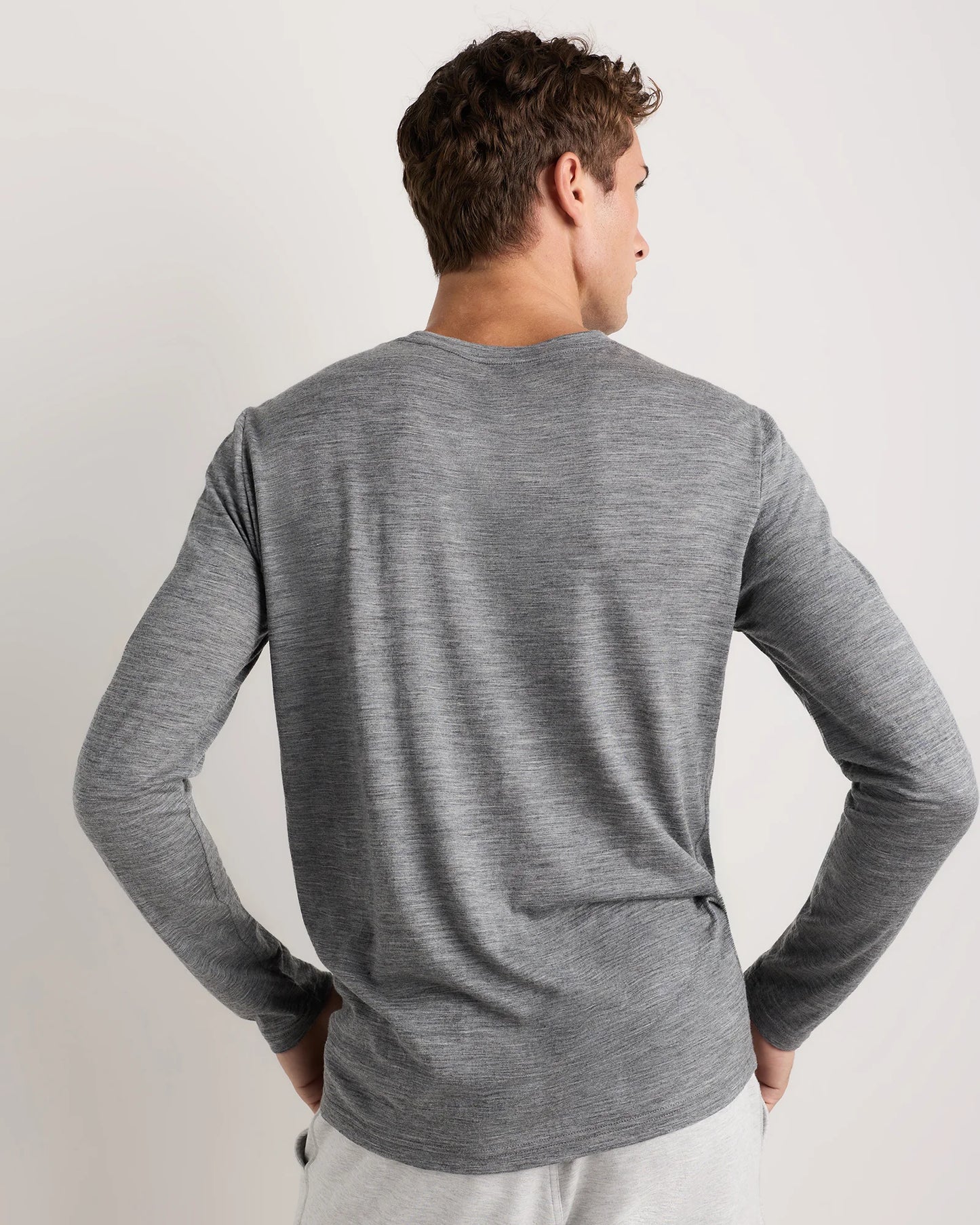 100% Merino Wool All-Season Long Sleeve Base Layer Tee - XS / Off-White