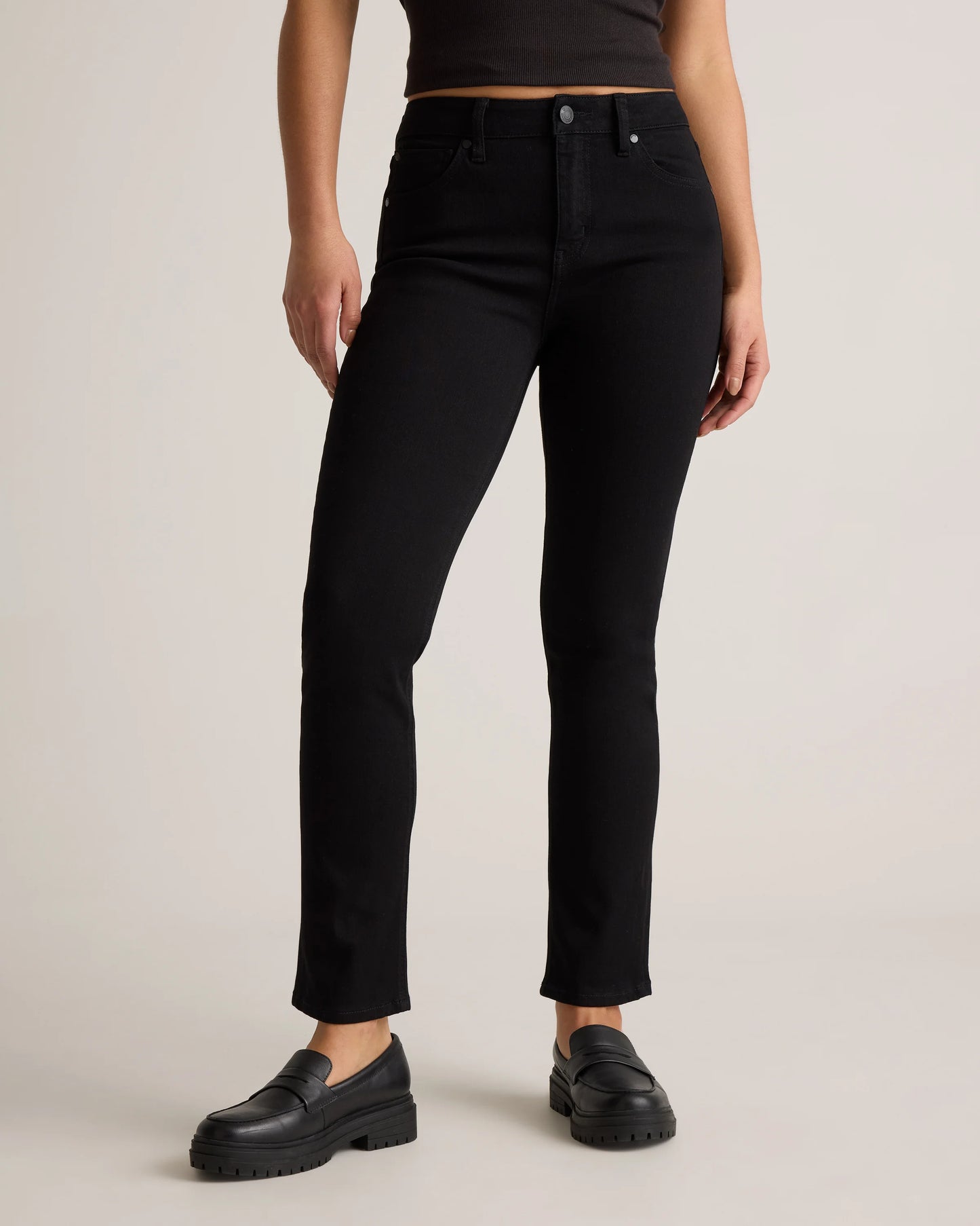Luna Stretch Slim Straight Jeans - 24 / Black