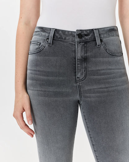 Bella Stretch Skinny Jeans - 24 / Black