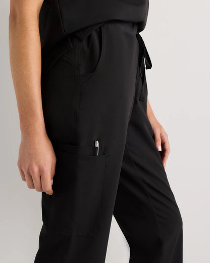 AeraFlex Scrub Cargo Pants - XS / Bold Black