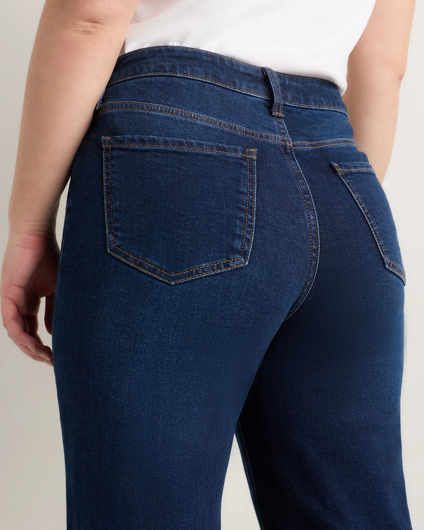 Curvy Bella Stretch Wide Leg Jeans - 24 / Black