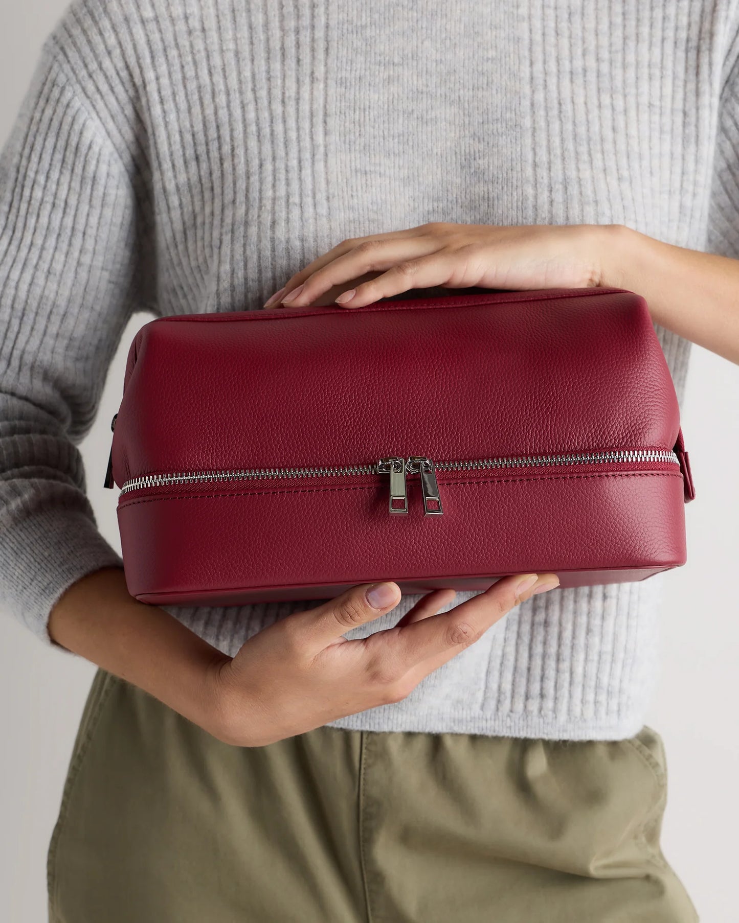 Italian Leather Dual Compartment Toiletry Bag - One Size / Ruby Red