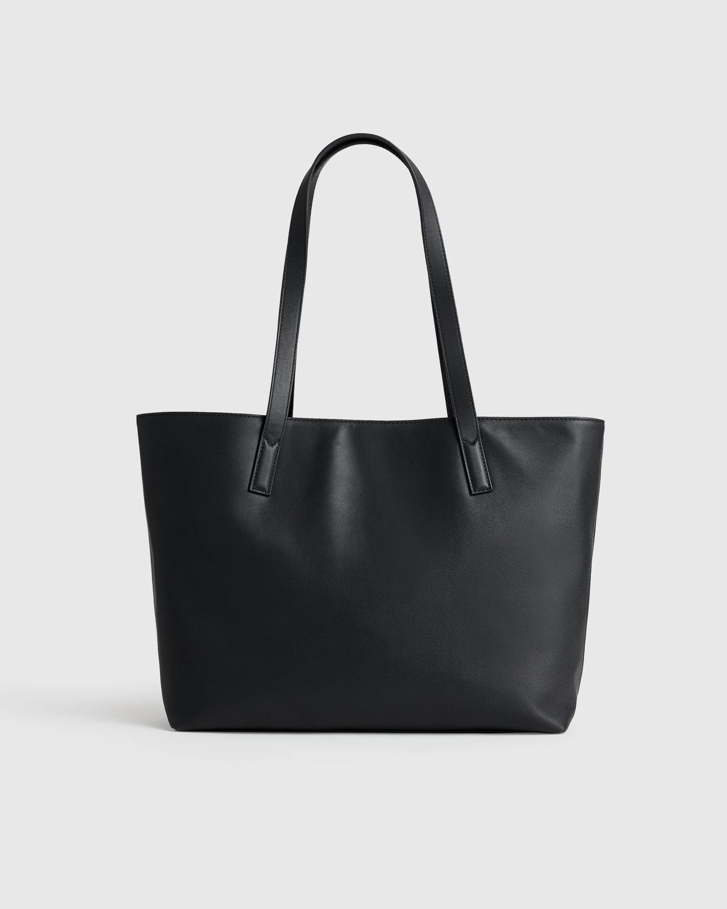 Classic Italian Leather Tote - One Size / Black