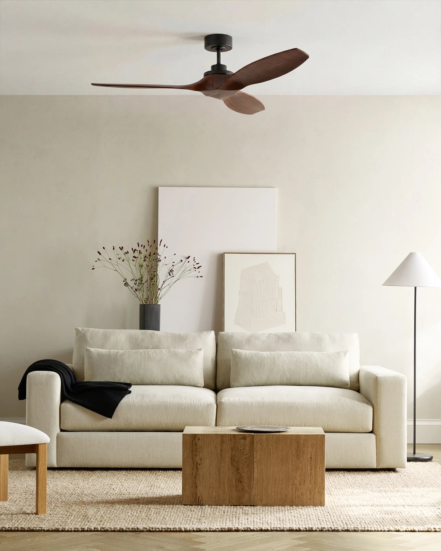 Transitional Wood Blade Ceiling Fan - 52" / Honey/Black