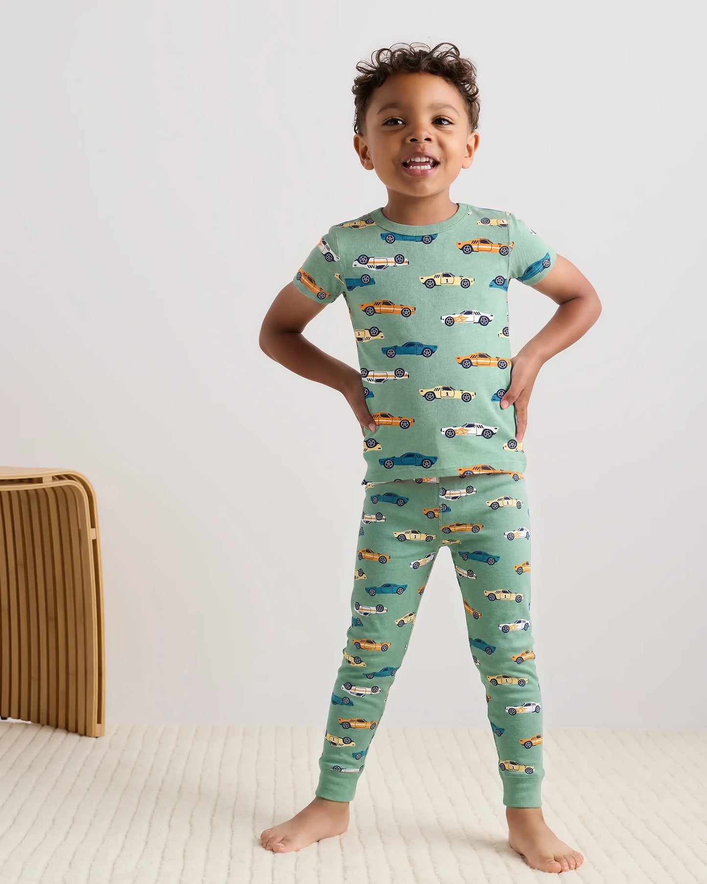 100% Organic Cotton Short Sleeve and Pant Pajama Set - 2T / Planets