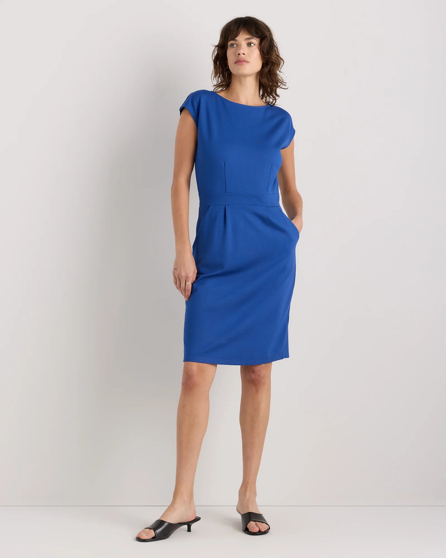 Ultra-Stretch Ponte Cap Sleeve Dress - XS / Ruby Red