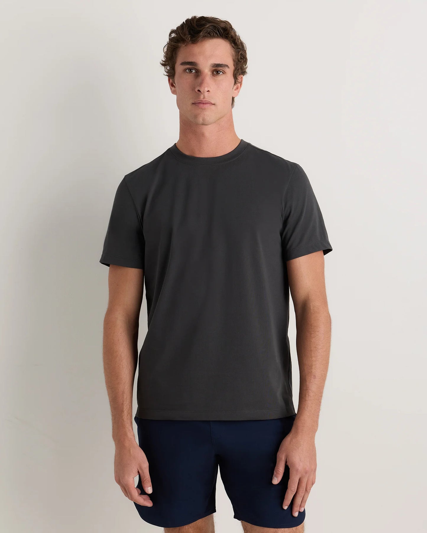 Studio Performance Tee - S / Black