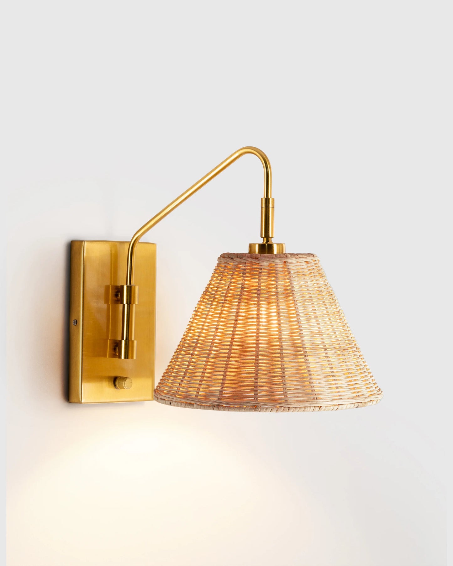 Articulating Sconce with Rattan Shade - One Size / Brass