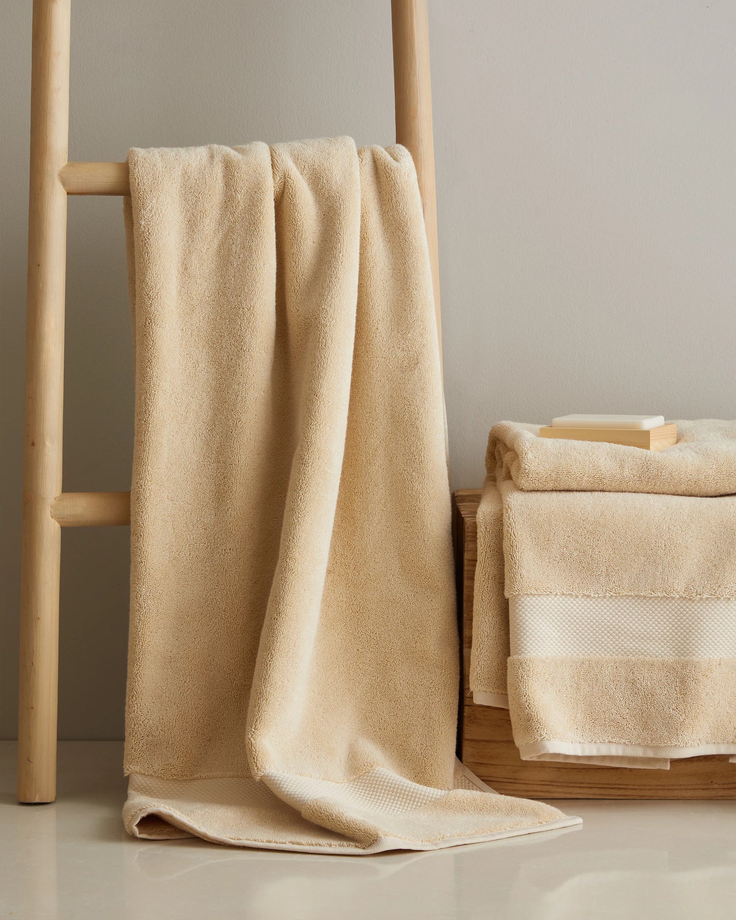 Turkish Ultra Plush Bath Towel (Set of 2) - One Size / White