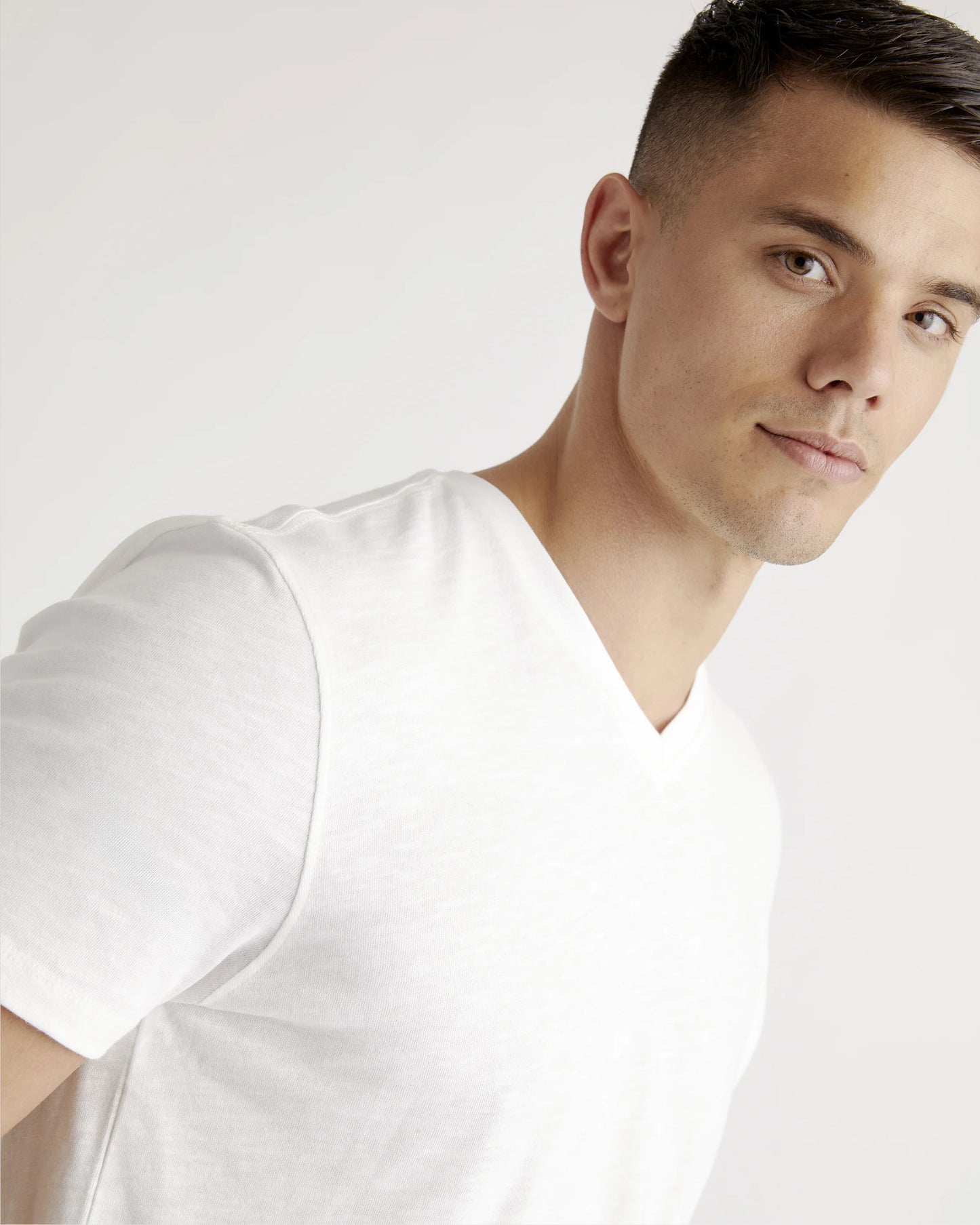 100% Organic Cotton Slub V-Neck Tee - S / Heather Grey