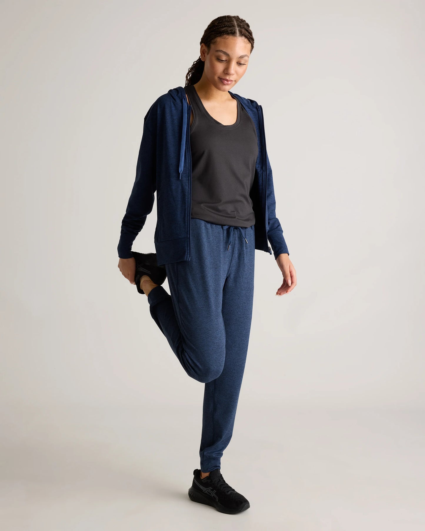 Flowknit Mid-Rise Joggers - XS / Black