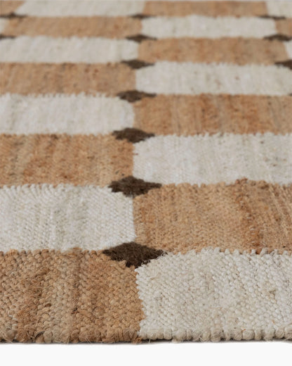 Tess Flatweave Jute Rug - 5' x 8' / Natural