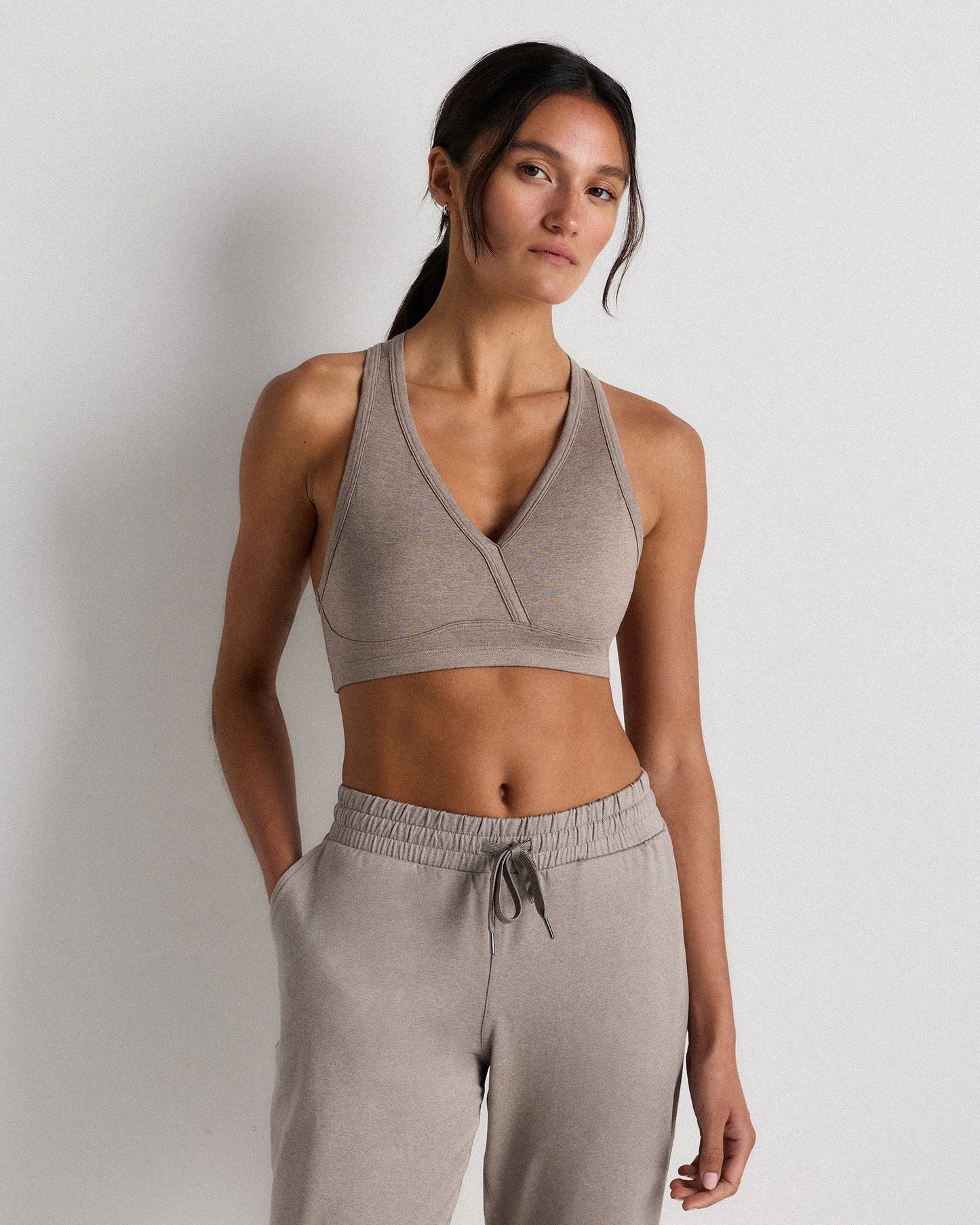Ultra-Soft V-Neck Racerback Bra - XS / Heather Black