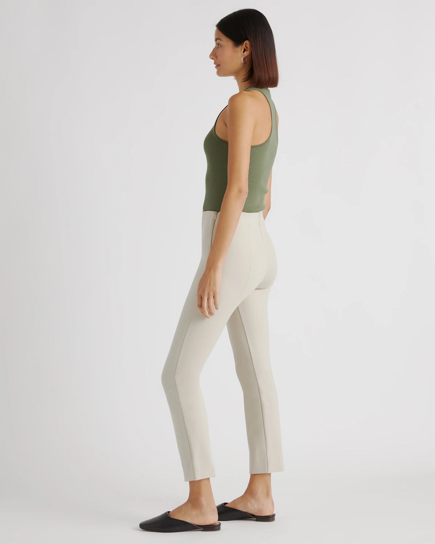 Ultra-Stretch Ponte Pintuck Ankle Pants - XS / Black