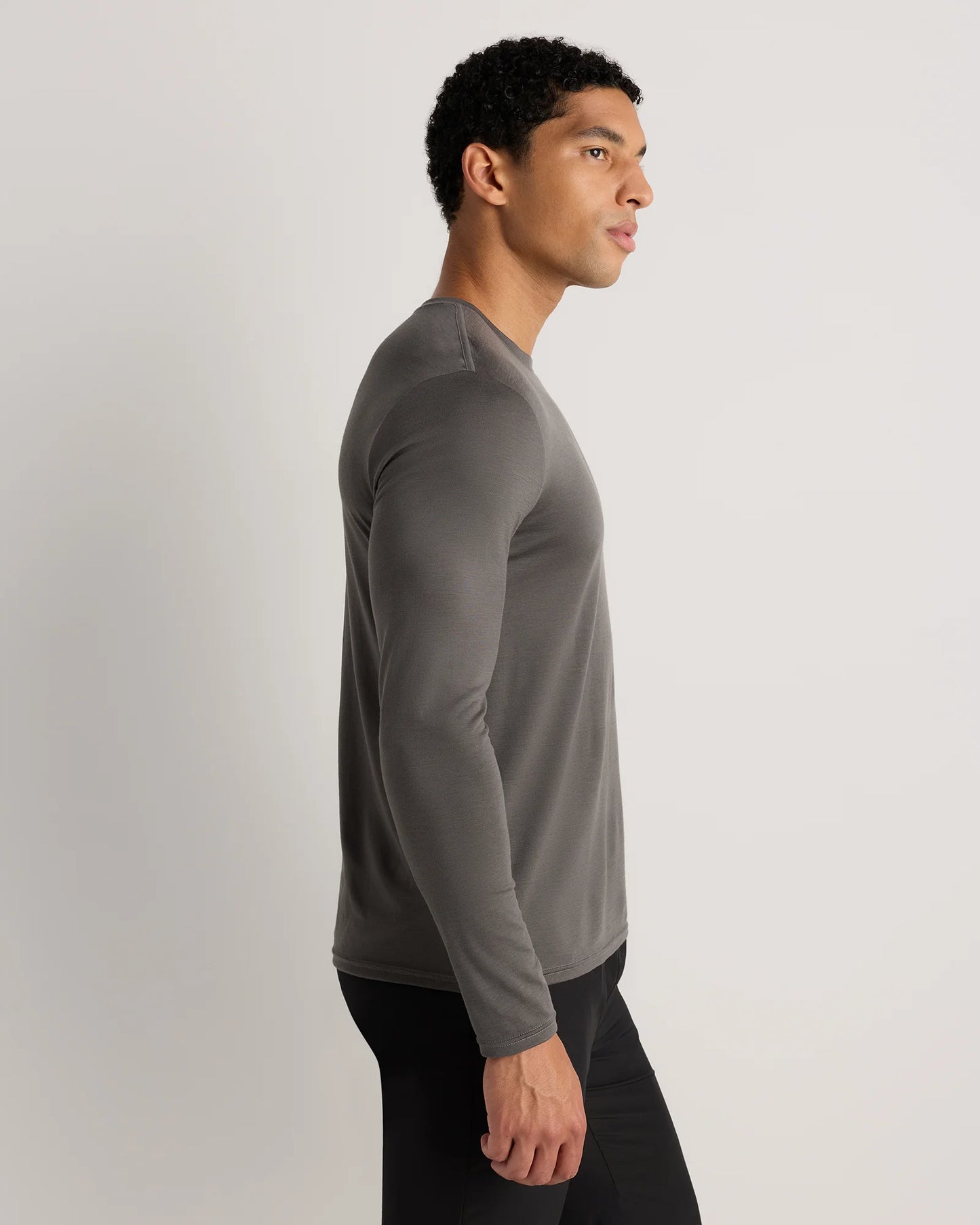 100% Merino Wool All-Season Long Sleeve Base Layer Tee - XS / Off-White