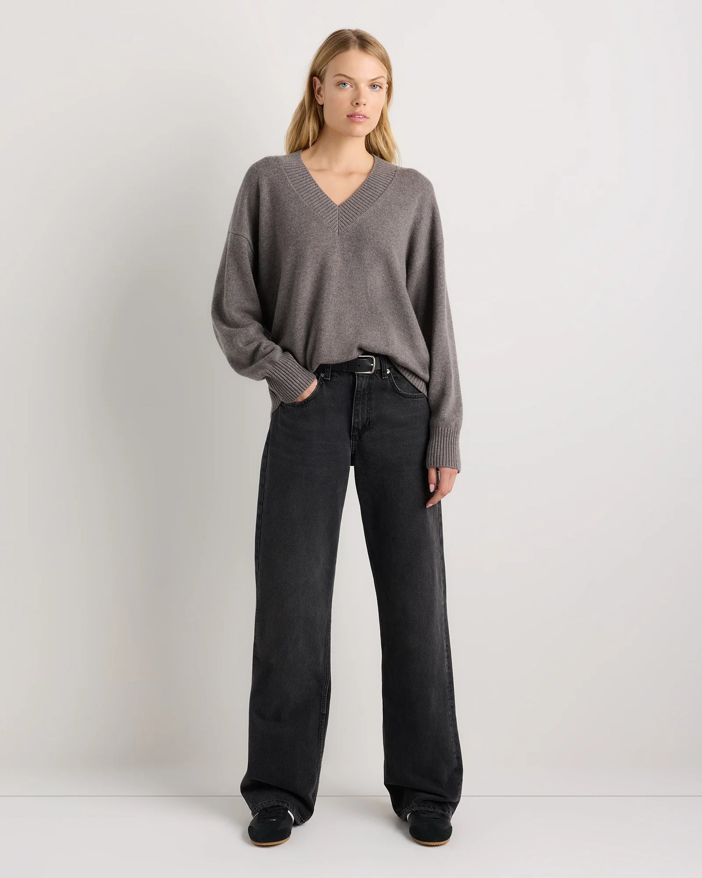 Mongolian Cashmere Oversized V-Neck Sweater - XS / Elk Brown