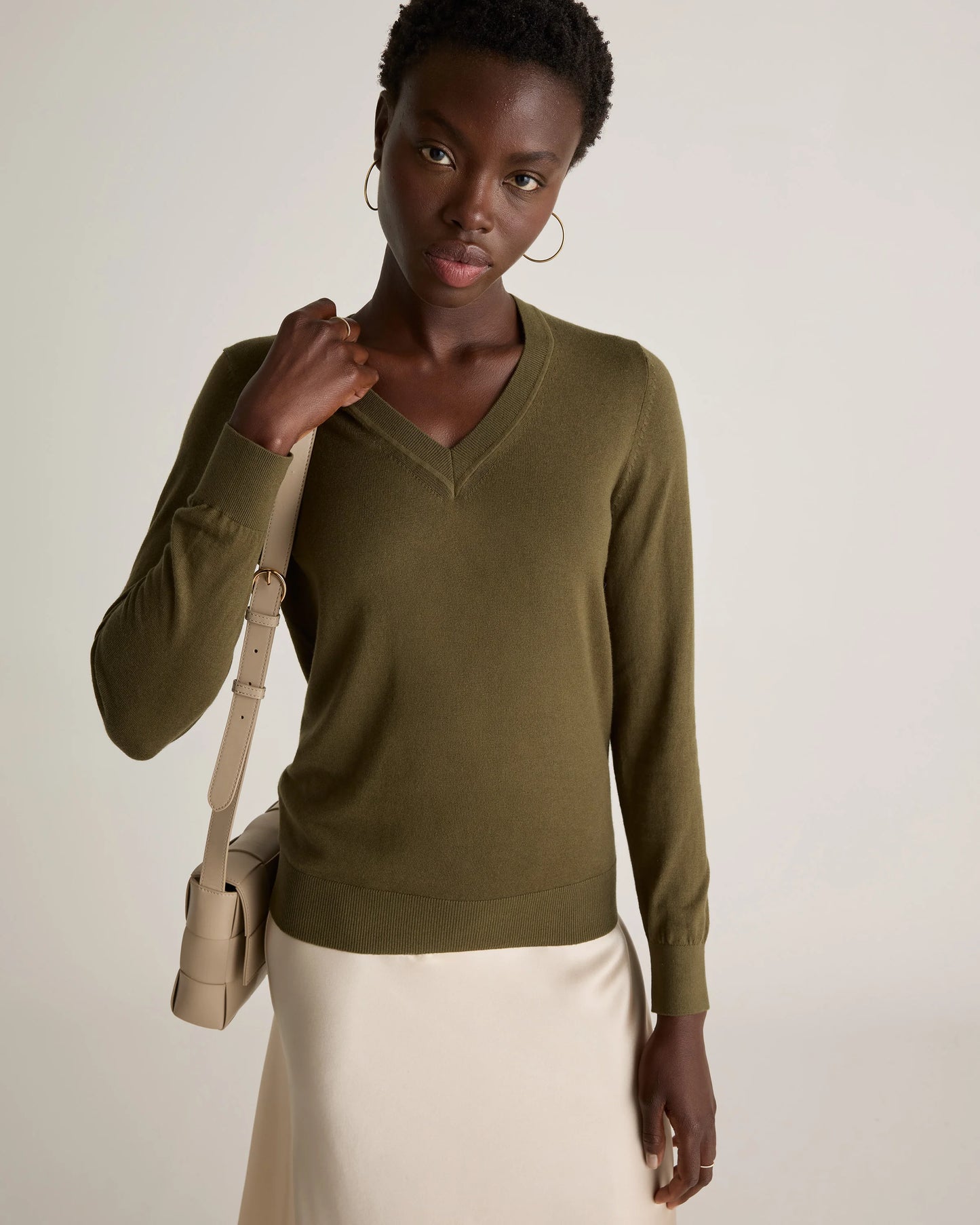 Lightweight Cotton Cashmere V-Neck Sweater - XS / Sugar Stone
