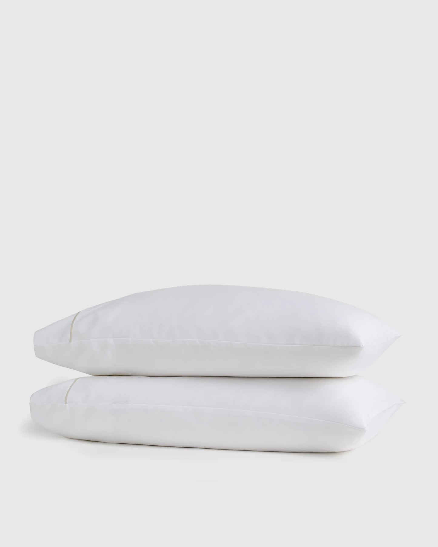 Signature Giza Cotton Sateen Embroidered Pillowcase Set - Standard / White/Dried Sage