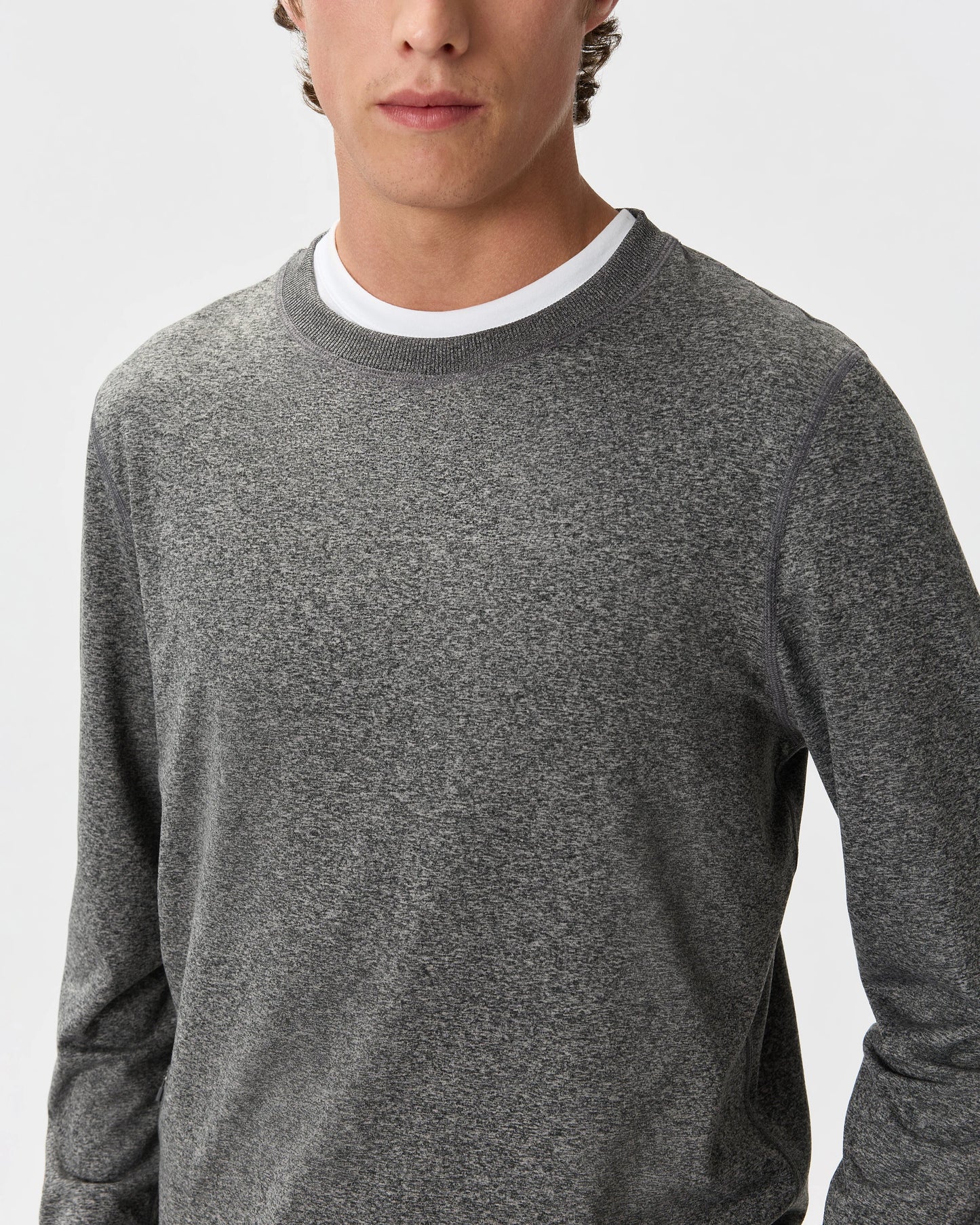 Flowknit Performance Crew Sweatshirt - S / Solid Chalk