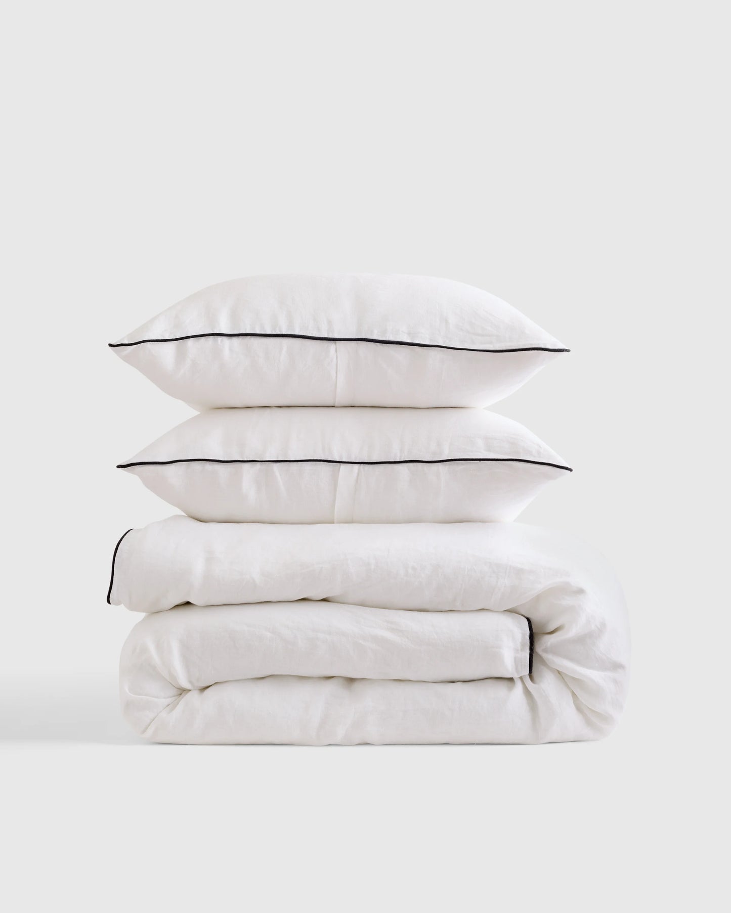 European Linen Piped Duvet Cover Set - Twin / White/Cherry
