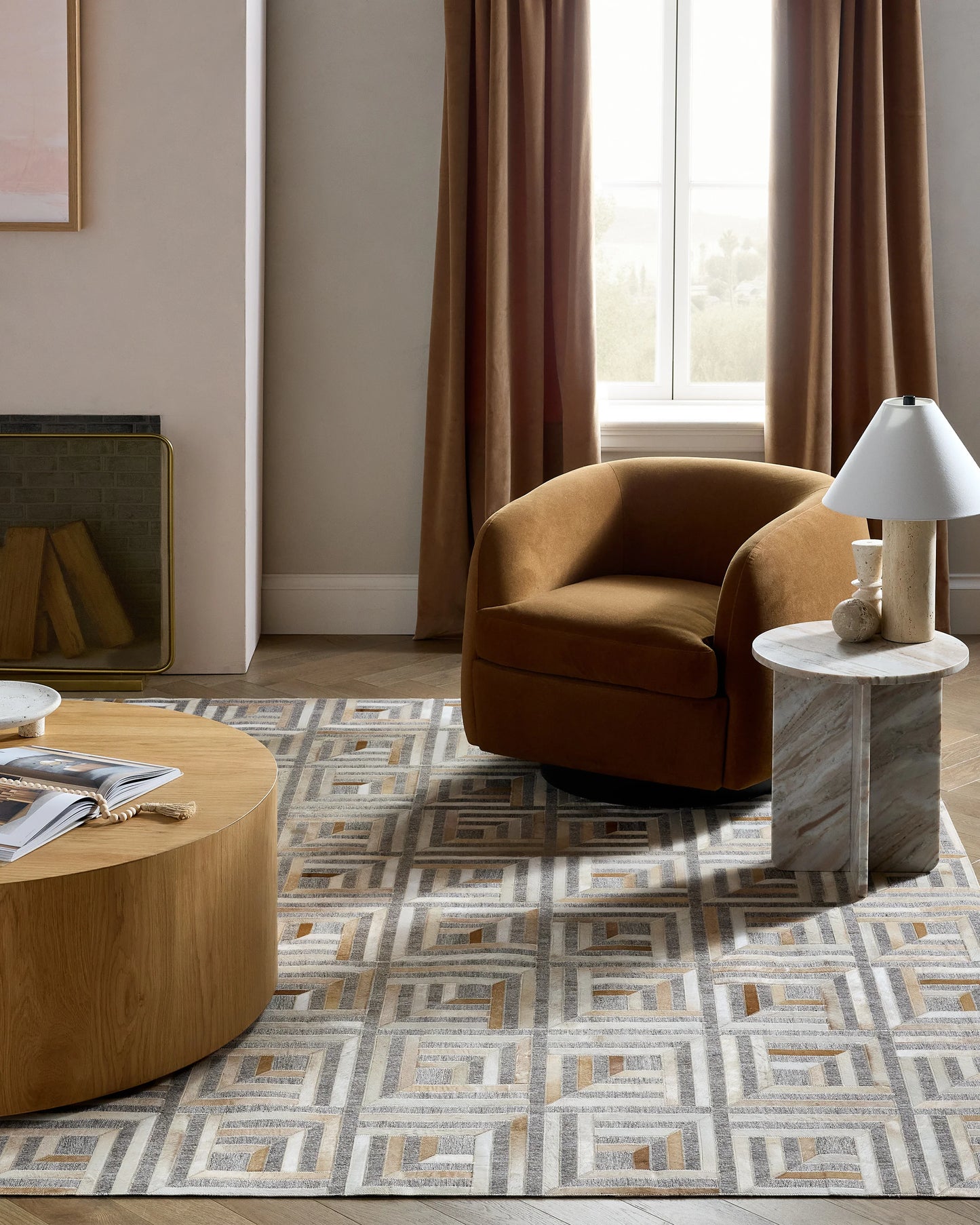 Geometric Hair on Hide Rug - 5' x 8' / Grey