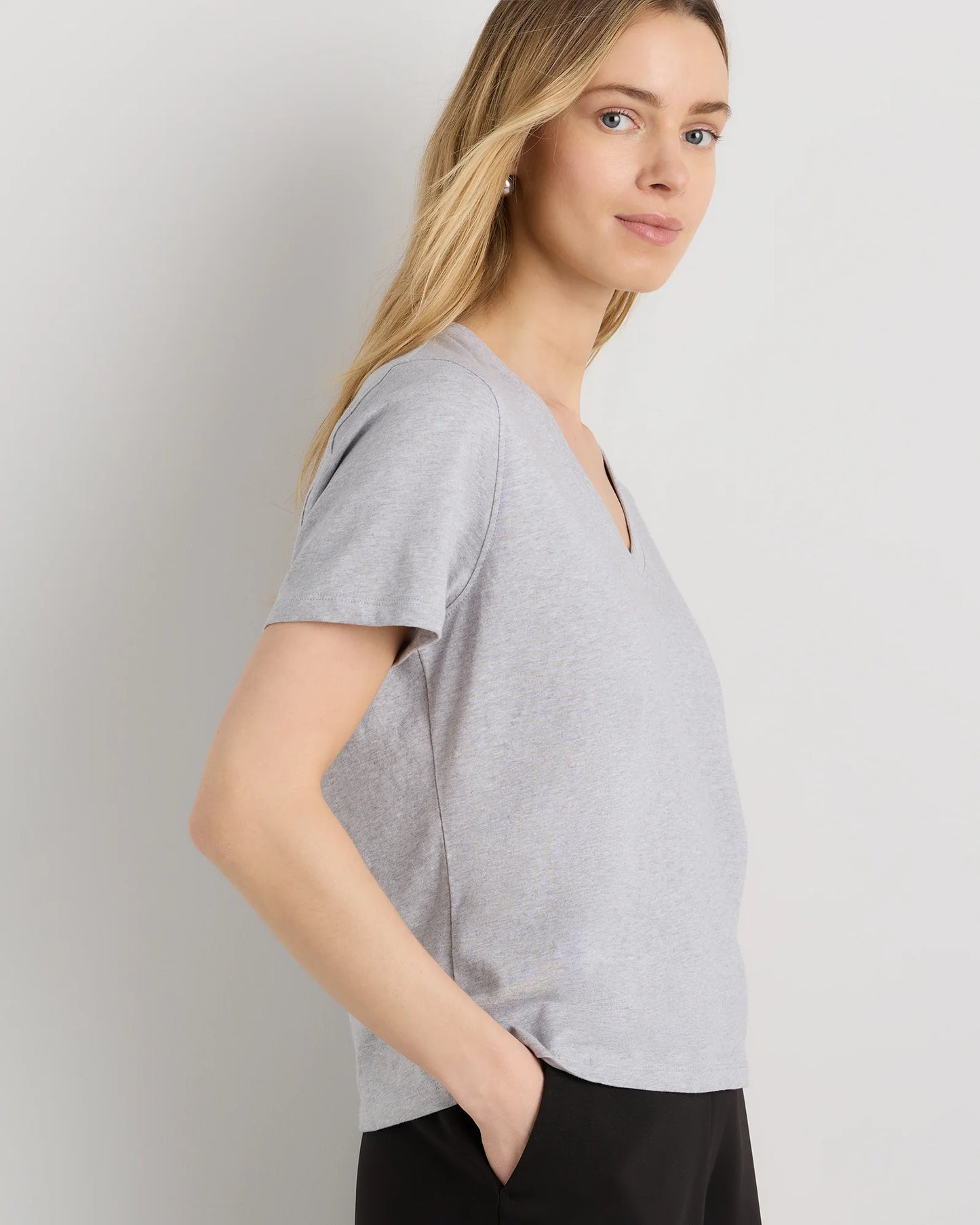 100% Organic Cotton Boxy V-Neck Tee - XS / Dusty Beige