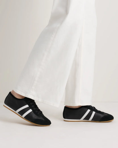 Italian Leather & Suede Low Profile Sneaker - 5 / Electric Blue