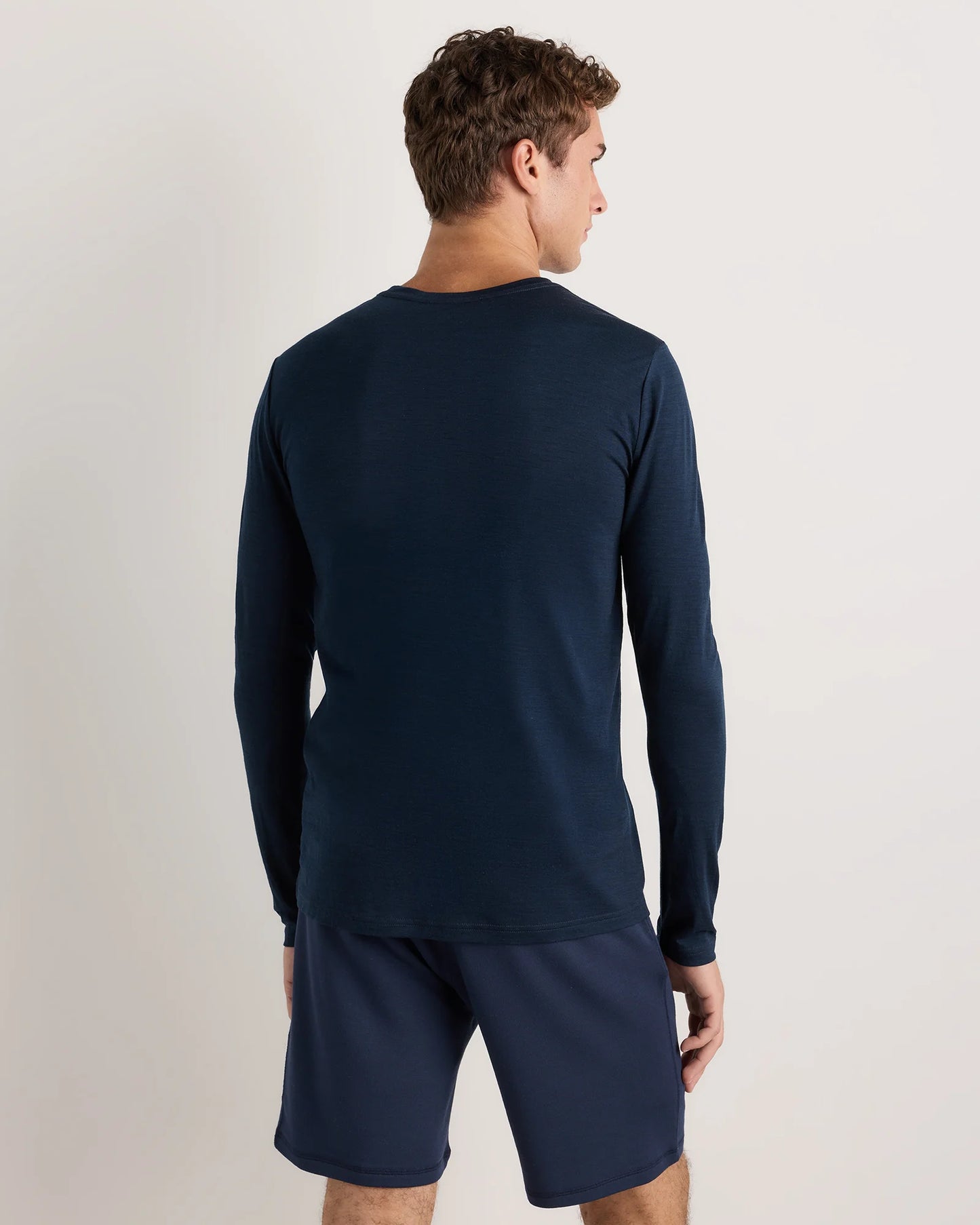 100% Merino Wool All-Season Long Sleeve Base Layer Tee - XS / Off-White