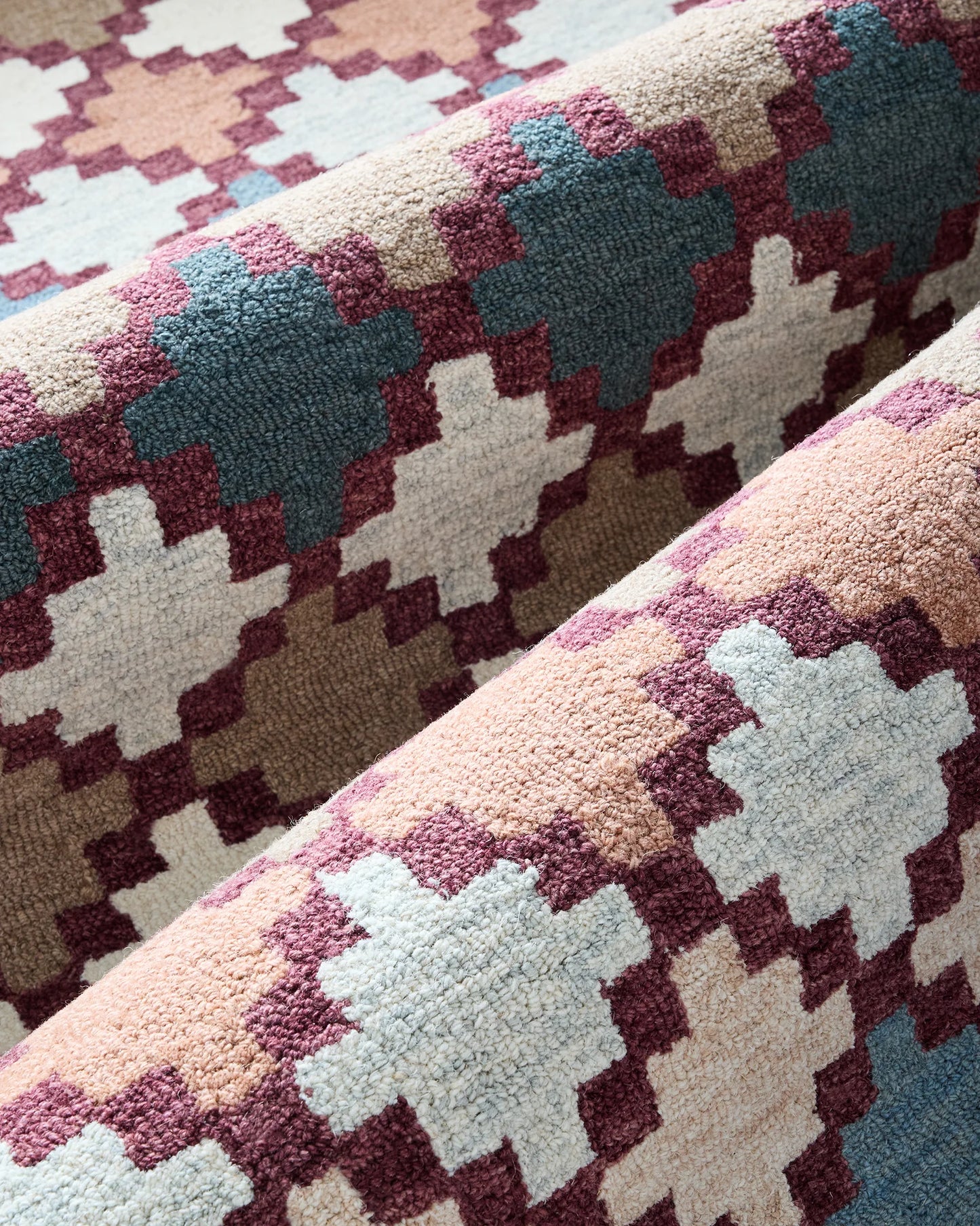Leah Hand-Tufted Wool Rug - 5' x 8' / Multi