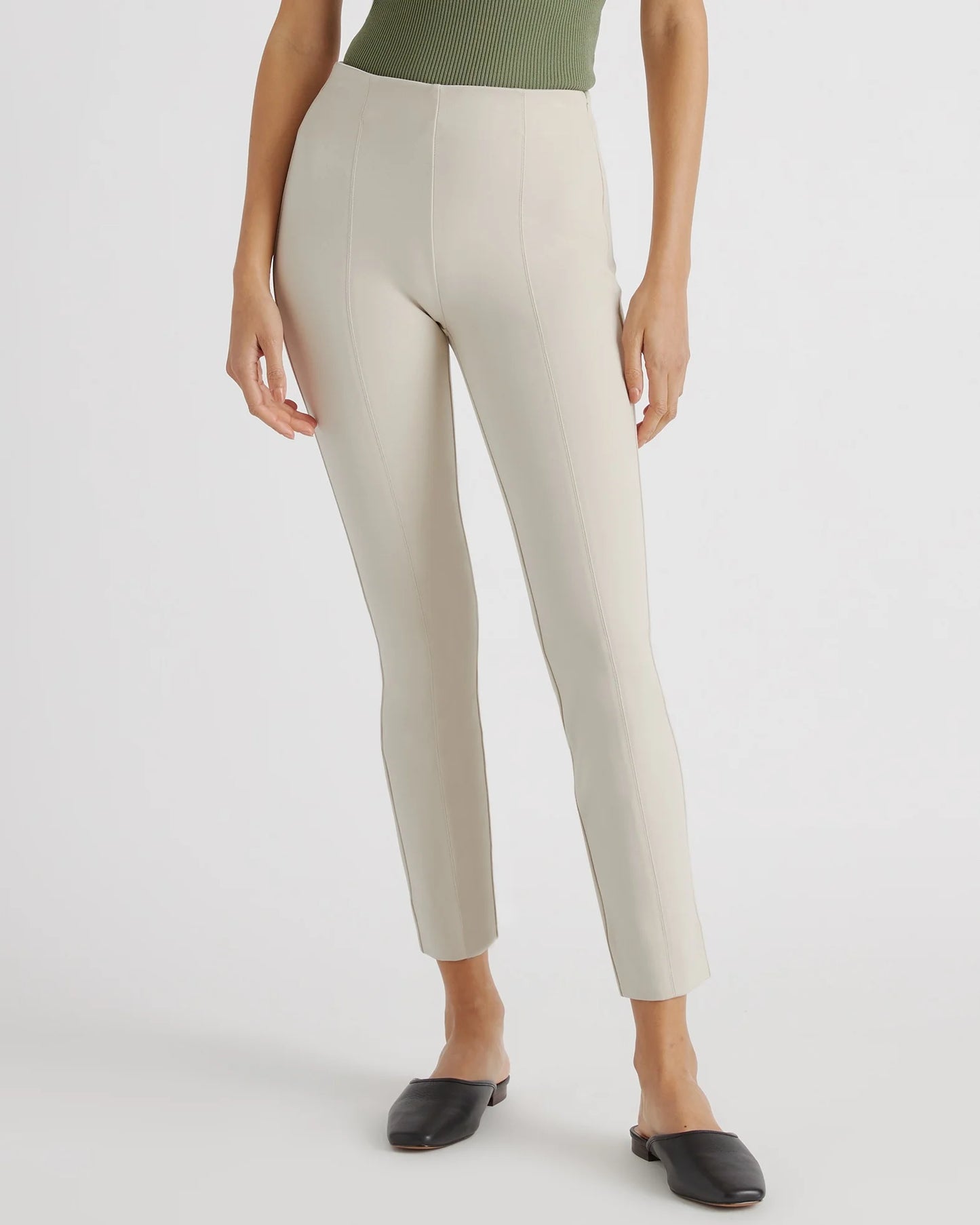 Ultra-Stretch Ponte Pintuck Ankle Pants - XS / Black
