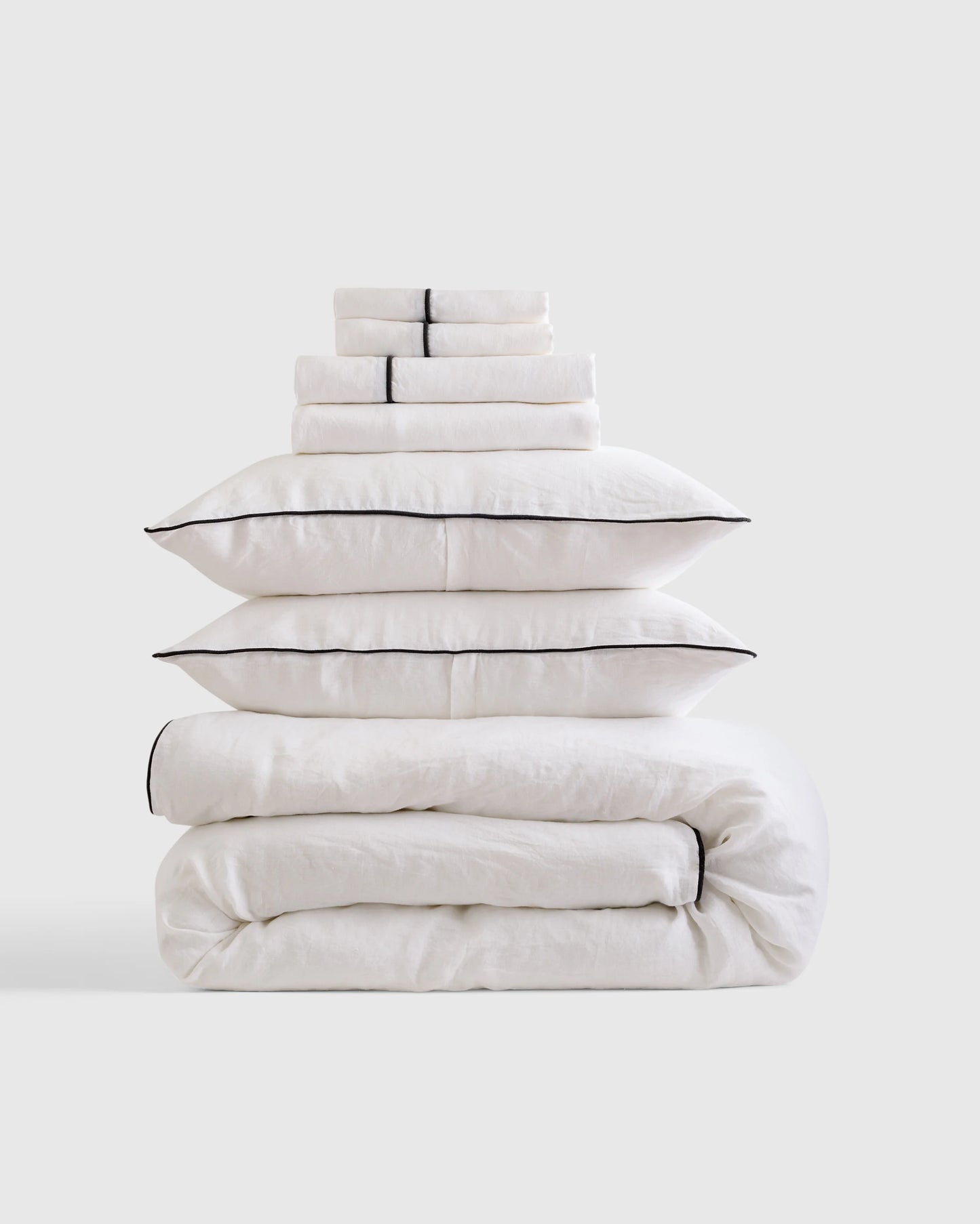 European Linen Piped Deluxe Bedding Bundle - Twin / White/Cherry