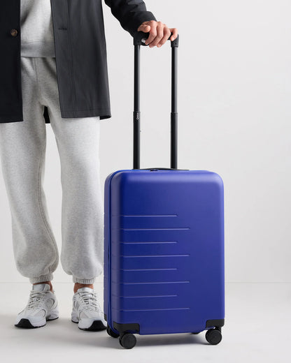 Expandable Carry-On Suitcase - One Size / Dark Green