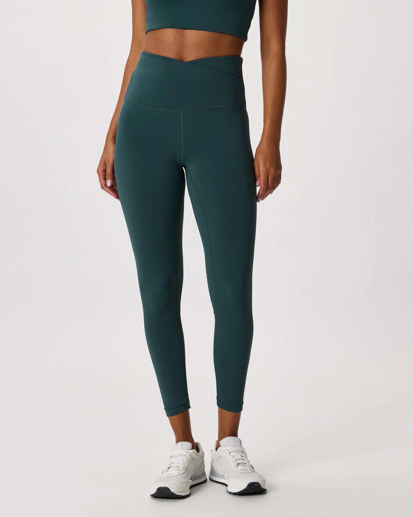 Ultra-Form High-Rise Crossover Legging - XS / Dark Coal