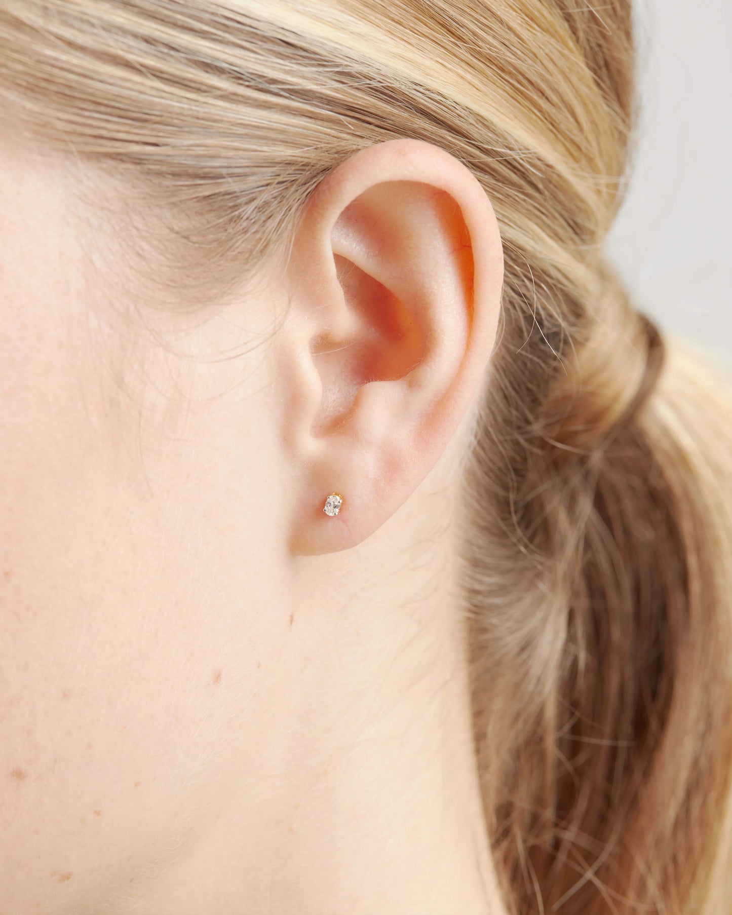 14K Gold Petite Oval Diamond Studs - One Size / White Gold