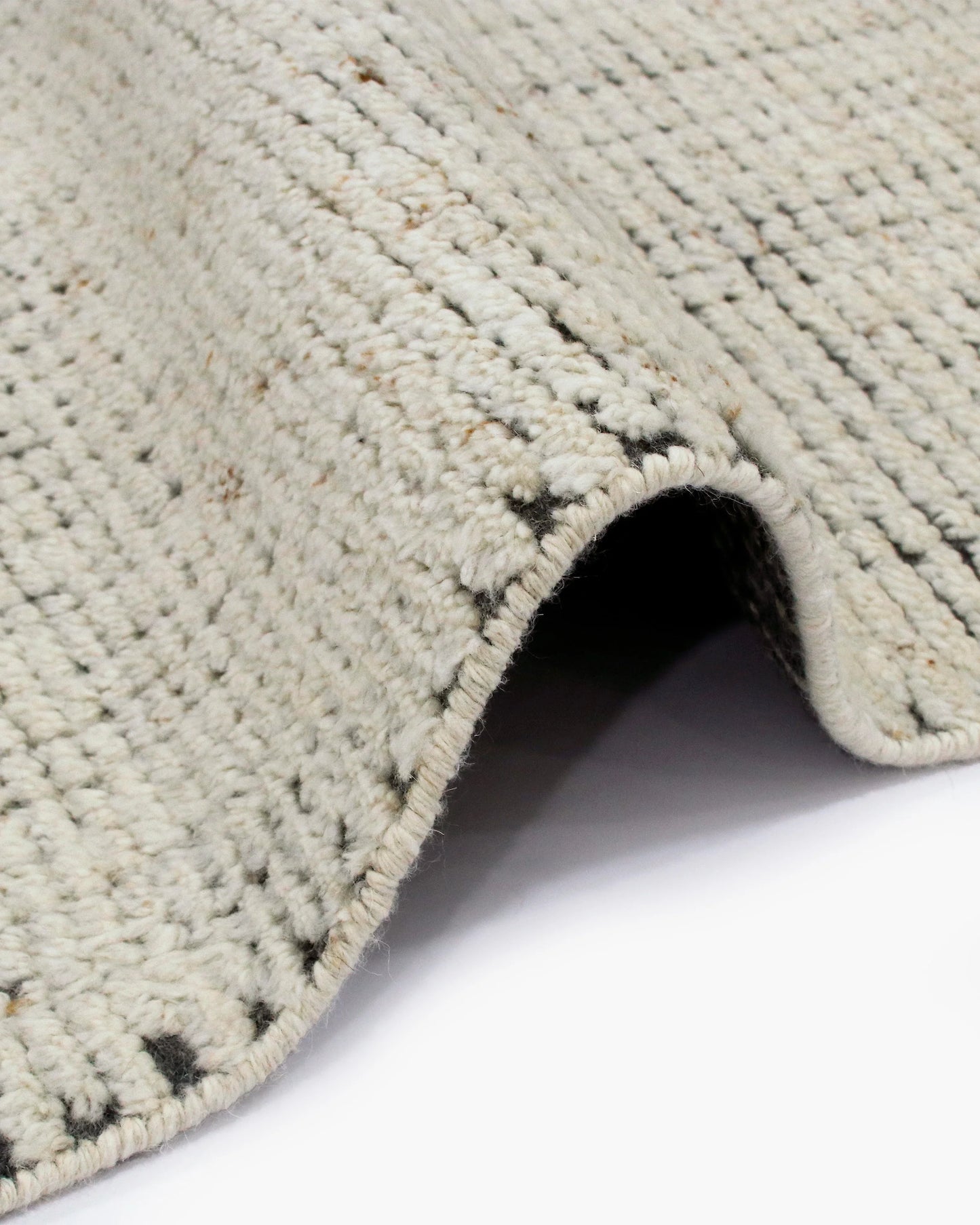 Ares Hand-Knotted Wool Rug - 3' x 5' / Ivory/Charcoal