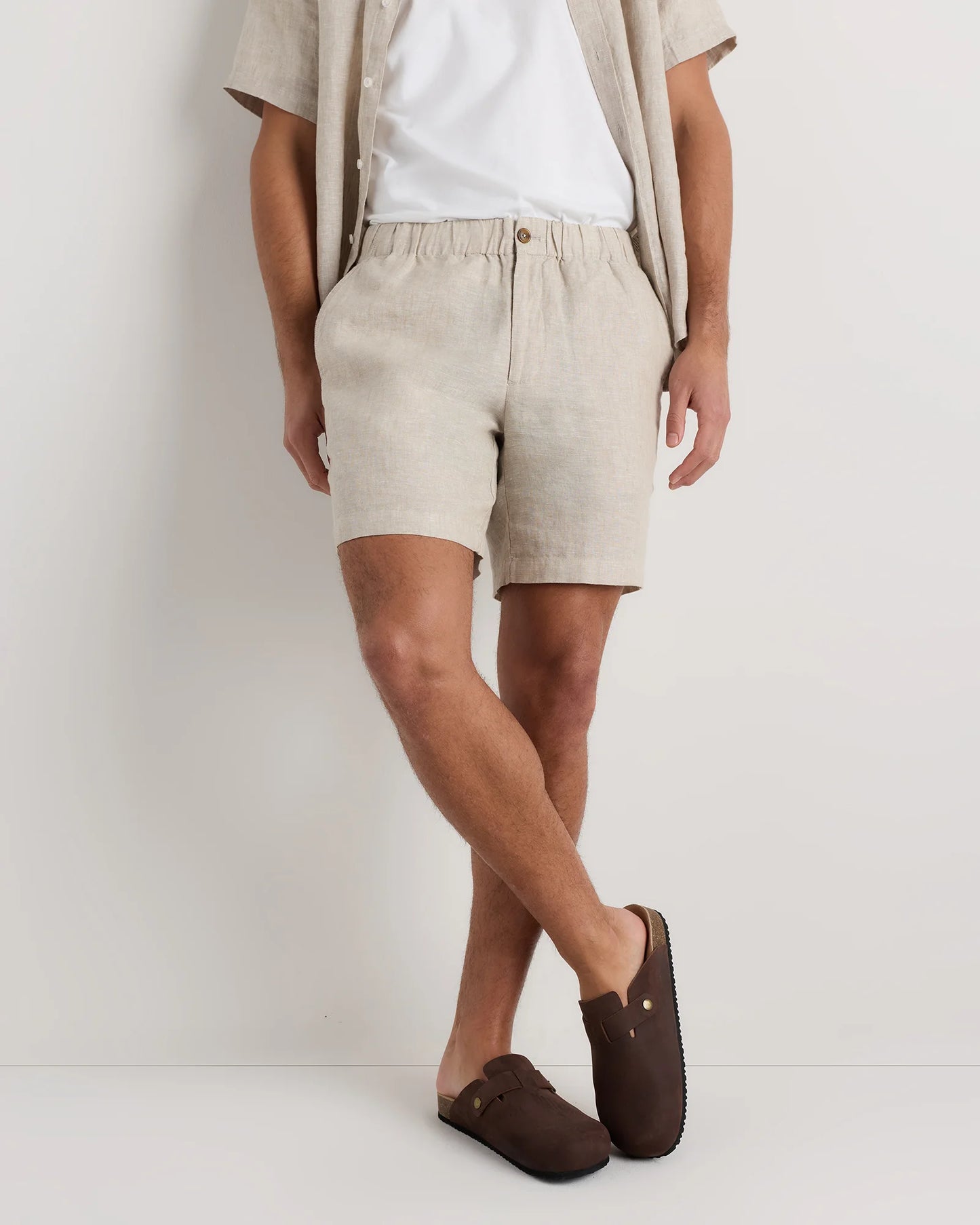 100% European Linen Shorts - 7" - S / Black