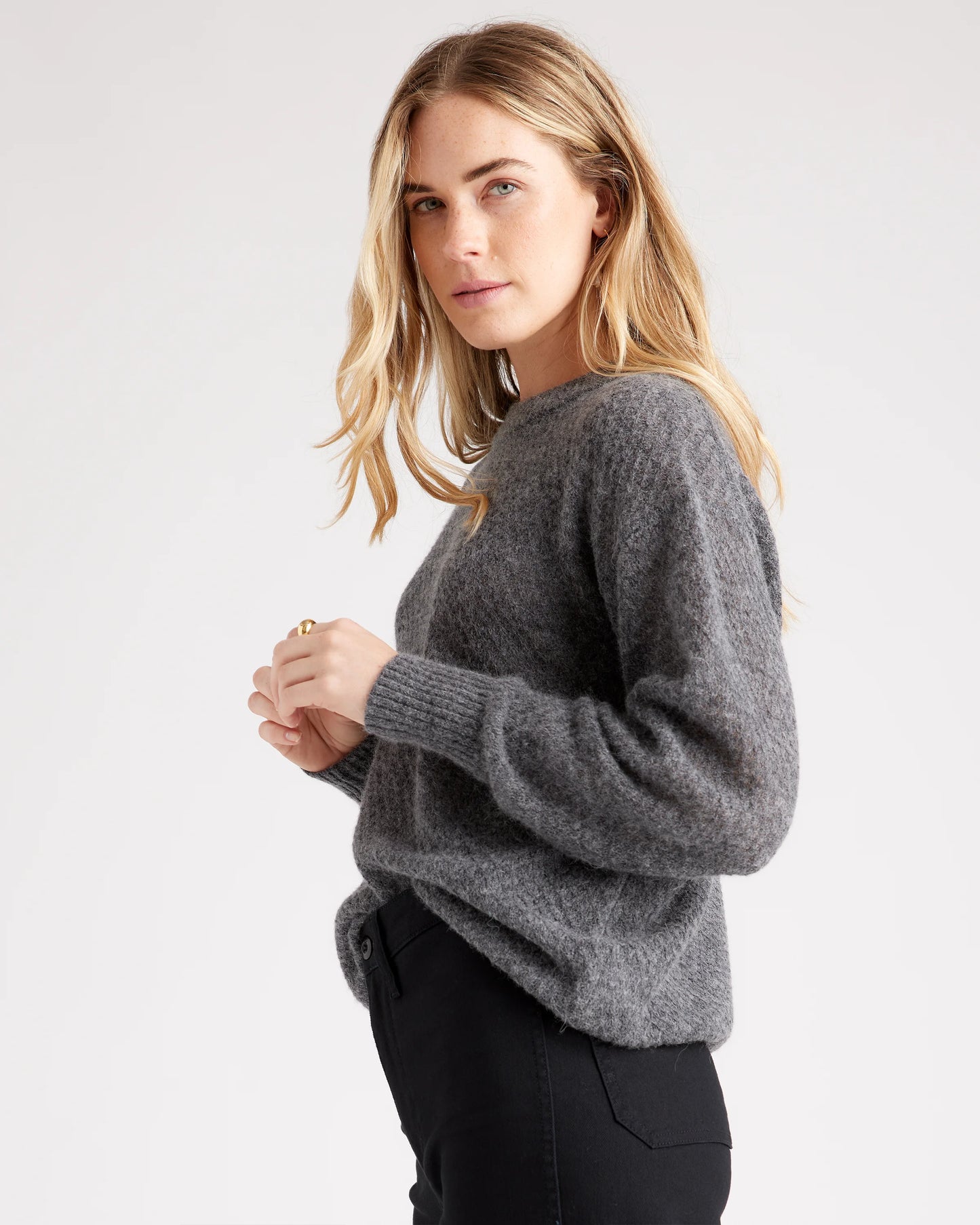 Baby Alpaca-Wool Diamond Stitch Crew - XS / Charcoal