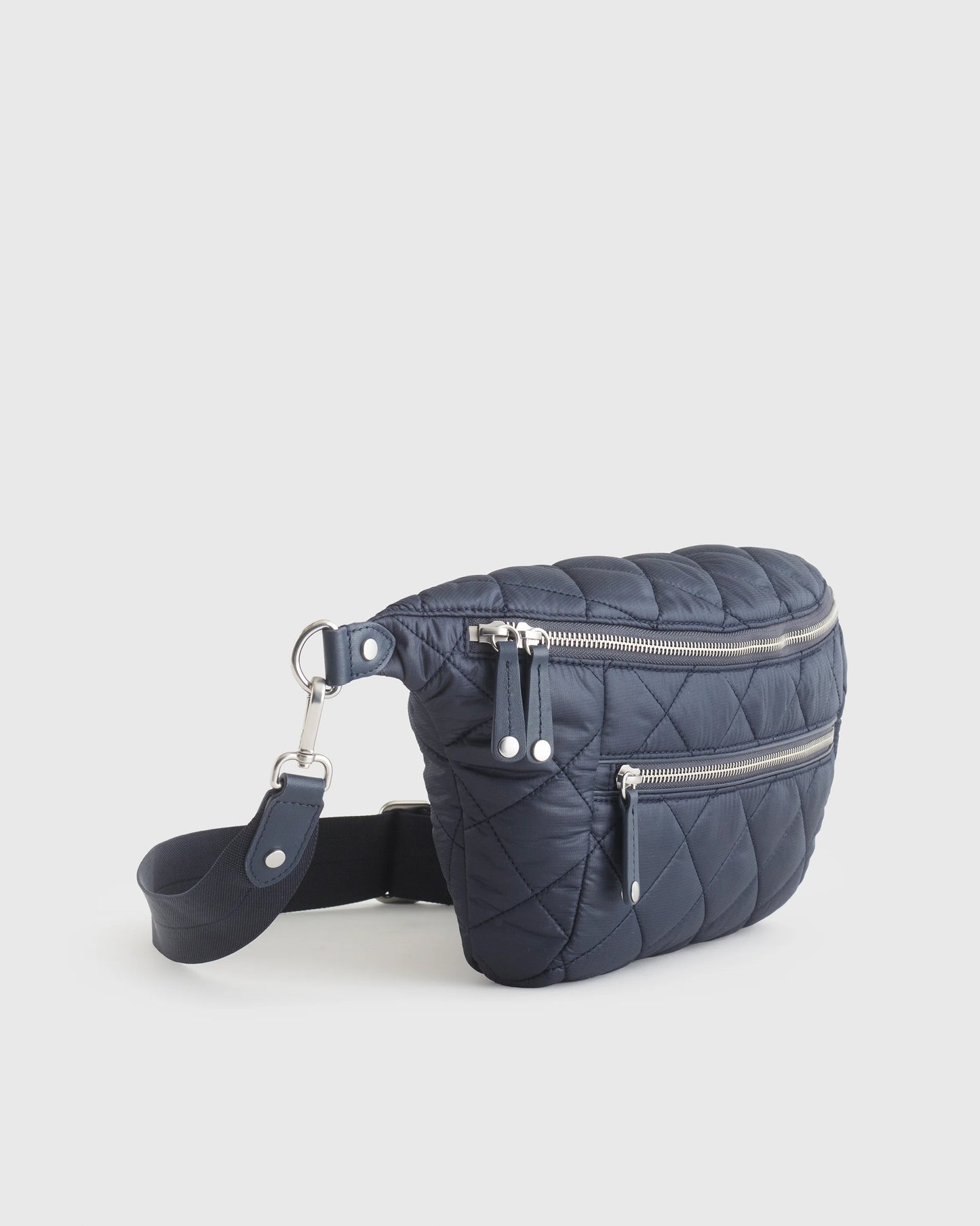 Transit Quilted Sling Bag - One Size / Black