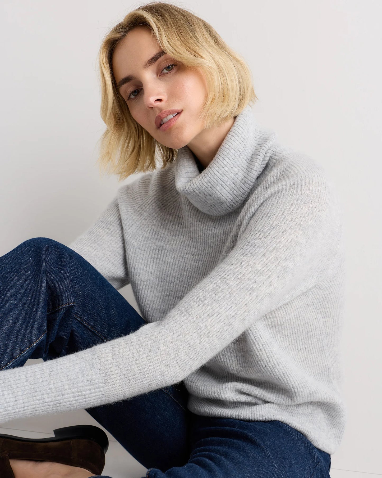 Lightweight Baby Alpaca Turtleneck - XS / Smoked Charcoal