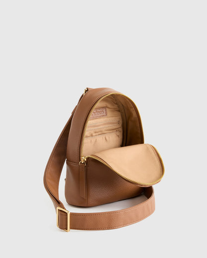 Italian Leather Sling Pack - One Size / Black