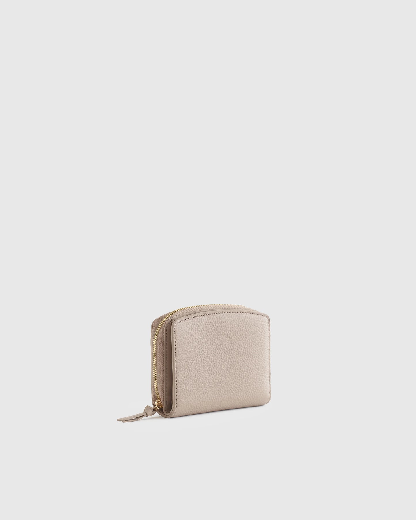 Italian Pebbled Leather Compact Wallet - One Size / Cognac