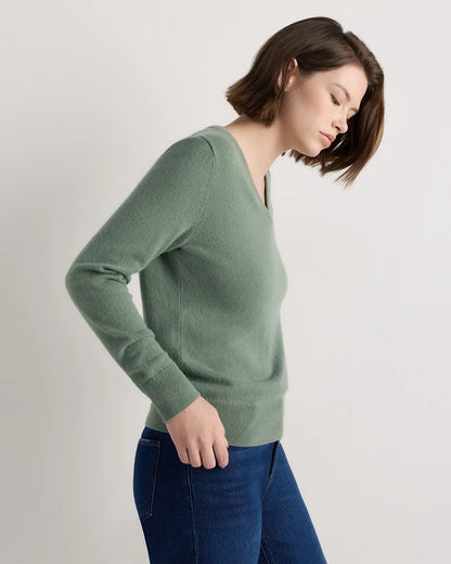 Mongolian Cashmere V-Neck Sweater - XS / Rich Burgundy