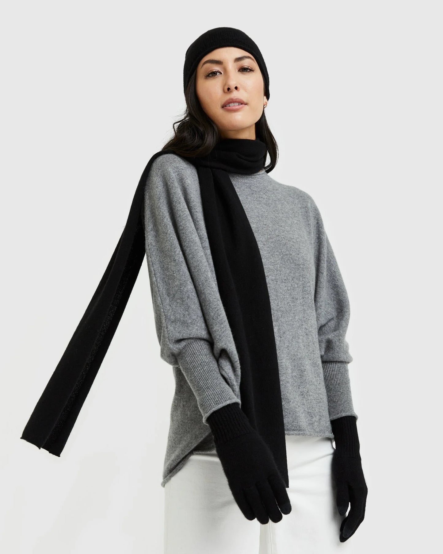 Mongolian Cashmere Slouchy Beanie - One Size / Black