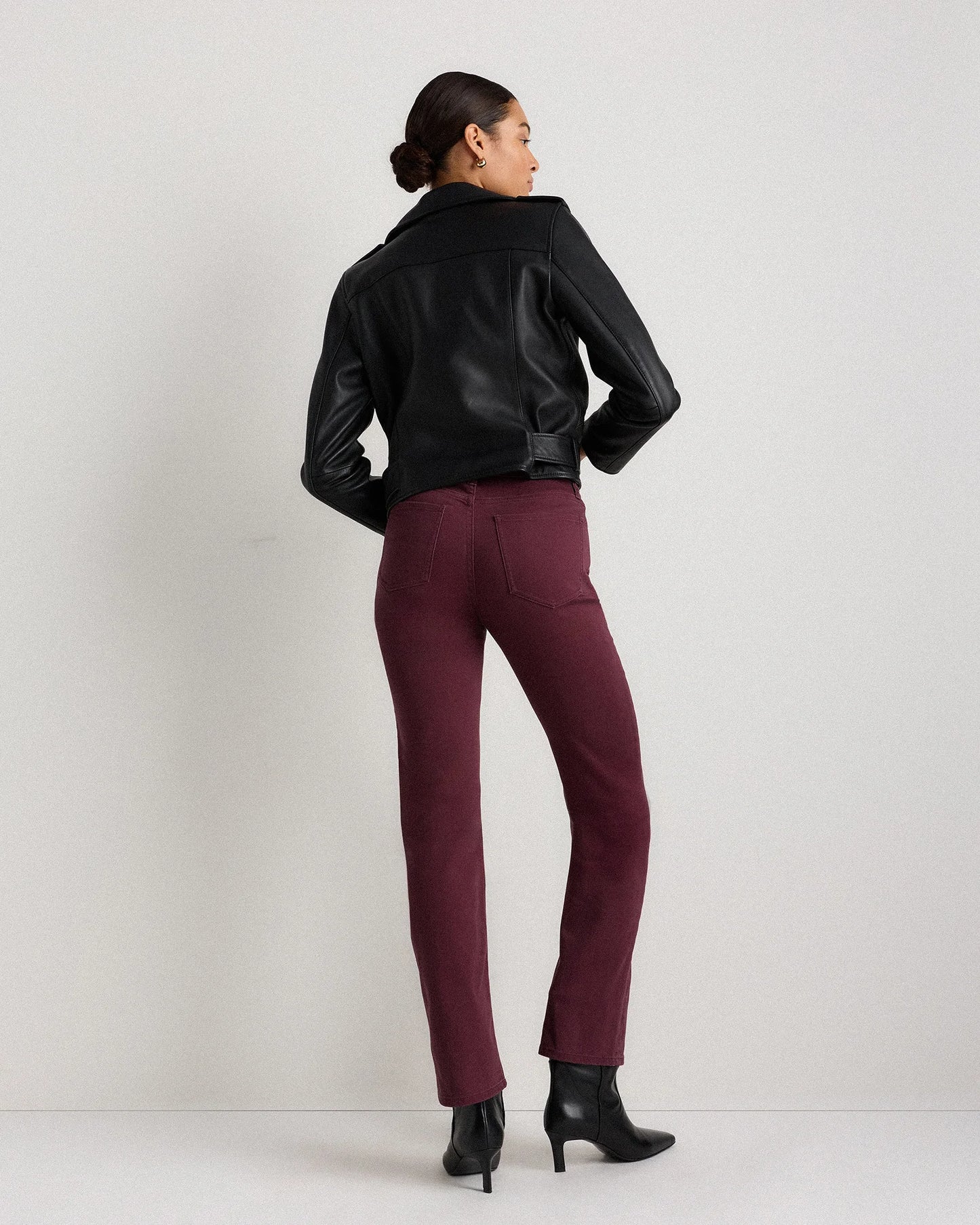 Bella Stretch Straight Jeans - 24 / Midnight Blue