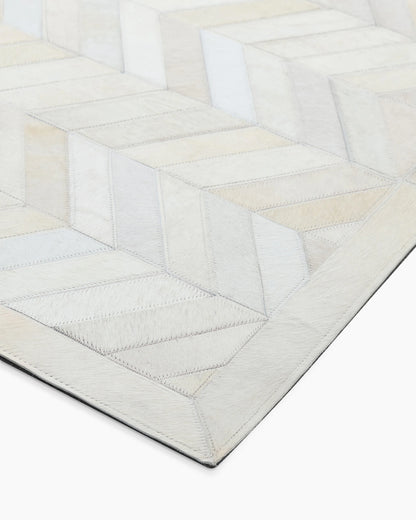 Jones Hide Rug - 5' x 8' / Green