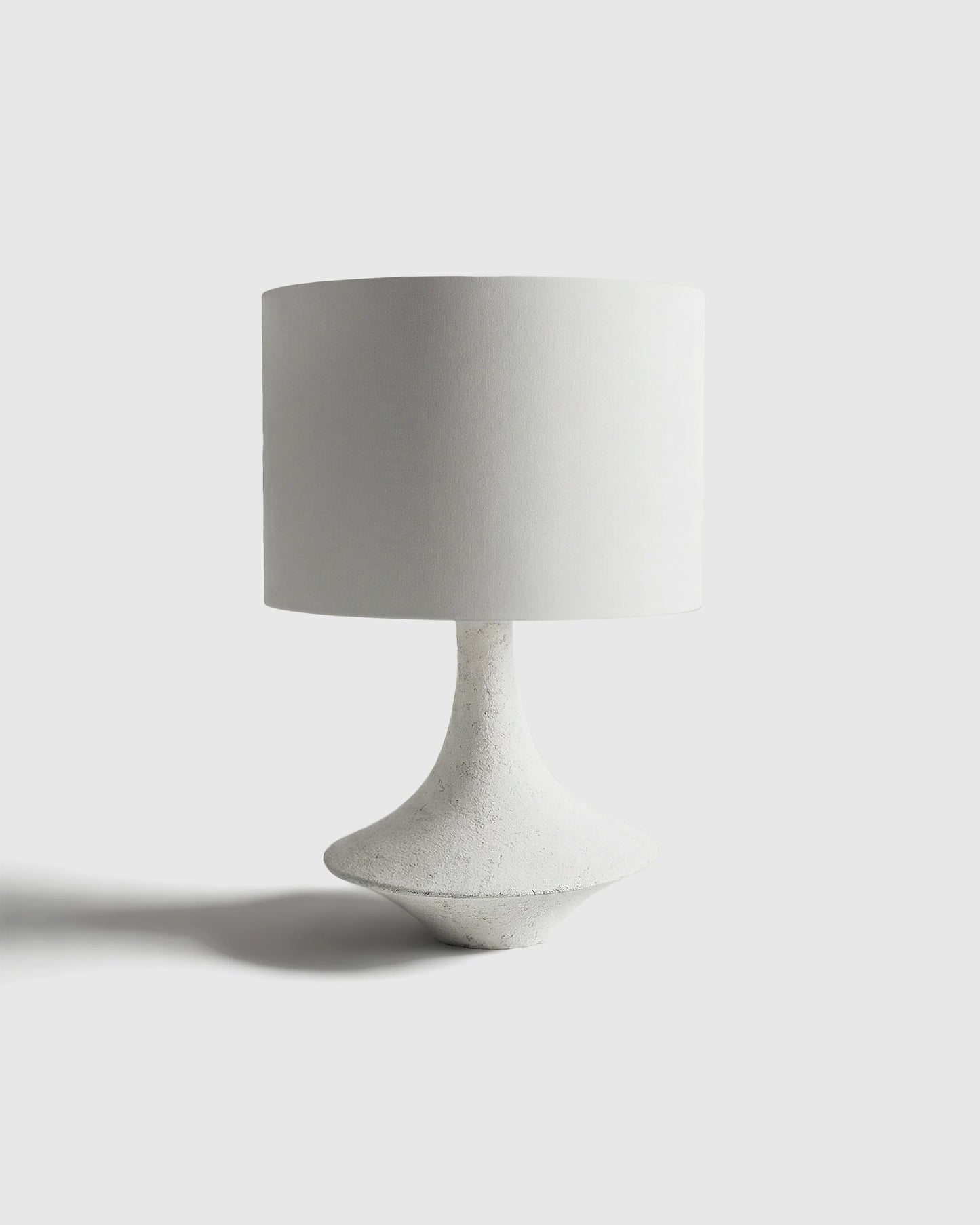 Sculptural Resin Table Lamp - One Size / Speckled White