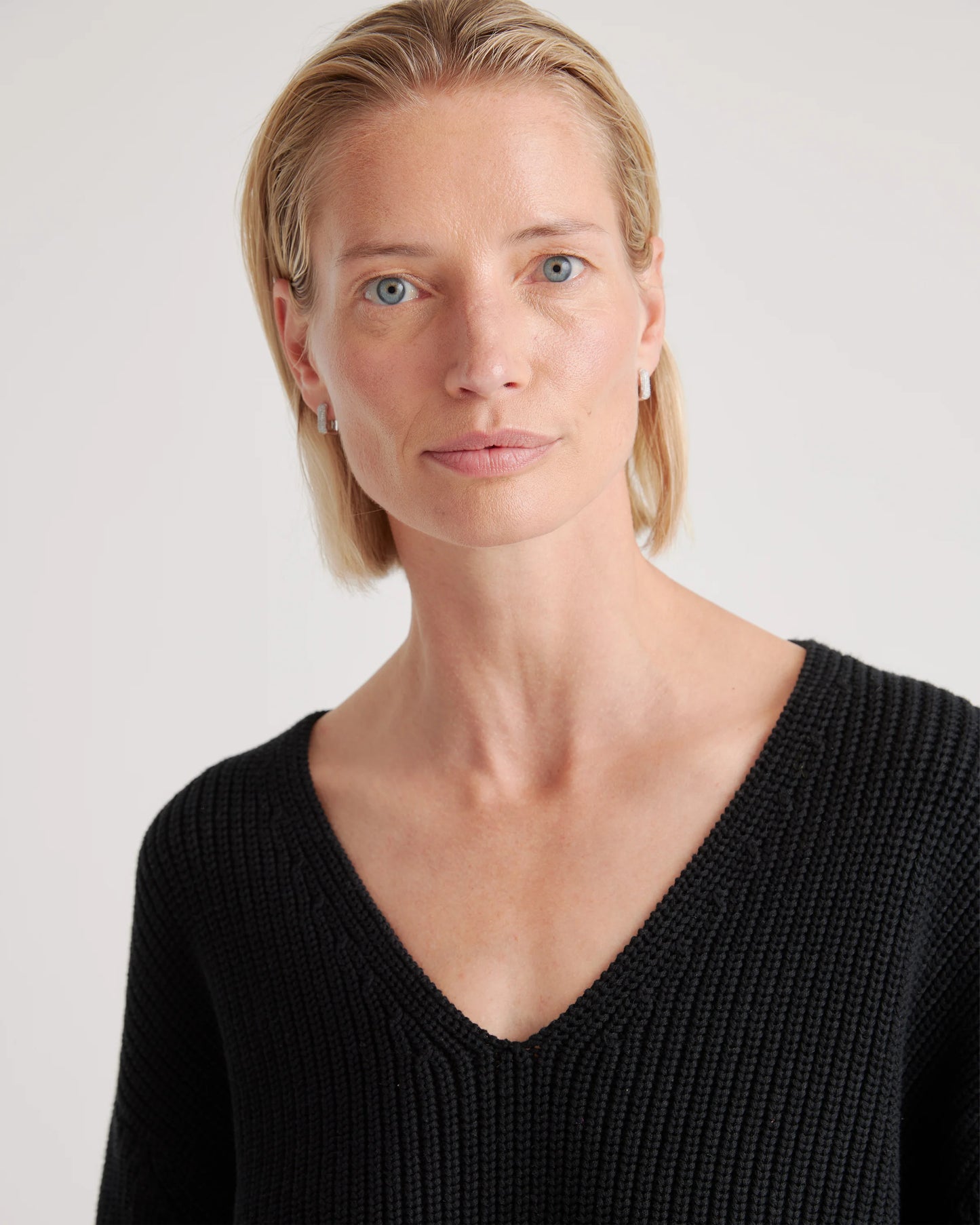 100% Organic Cotton Fisherman V-Neck Sweater - XS / Heather Brown