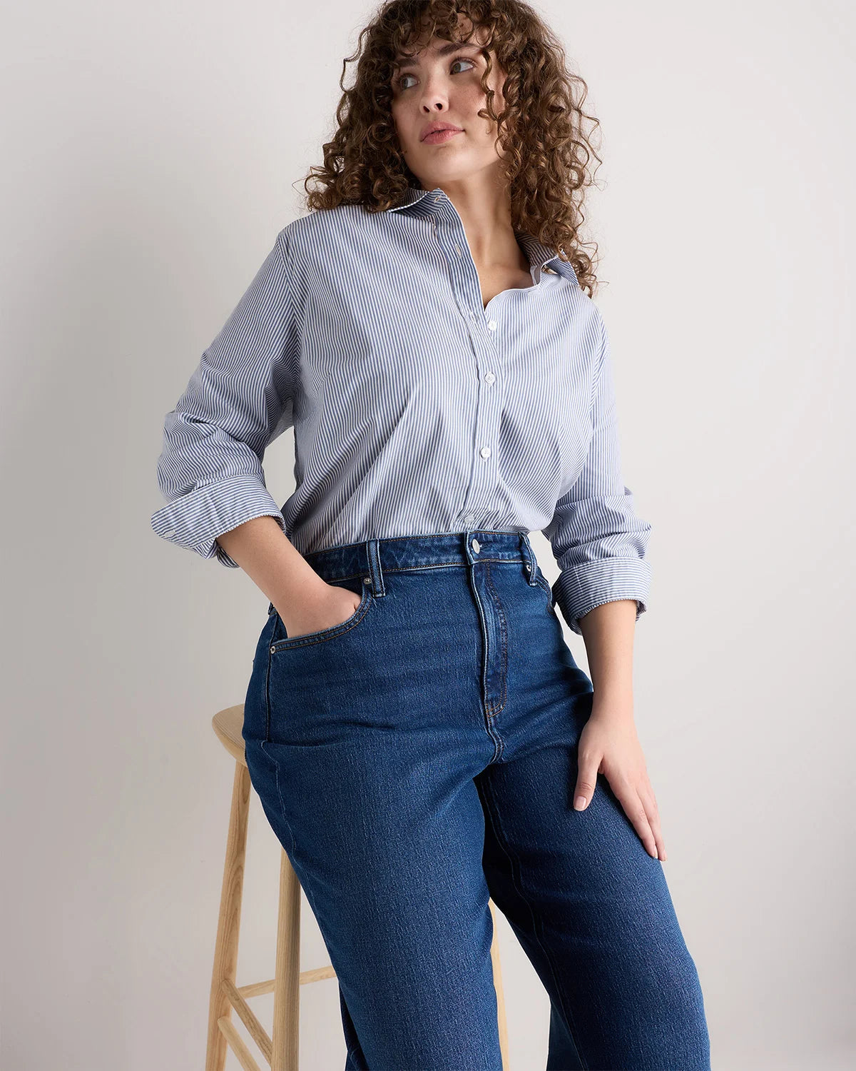 Bella Stretch Relaxed Straight Jeans - 33 / Atlantic Blue